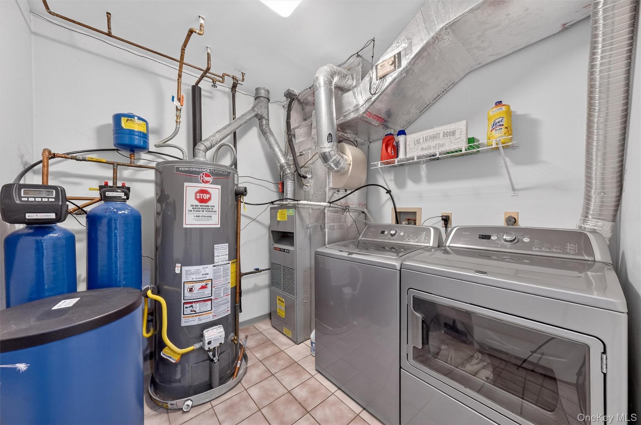 2 Deer Crossing Drive, Fishkill, NY 12524