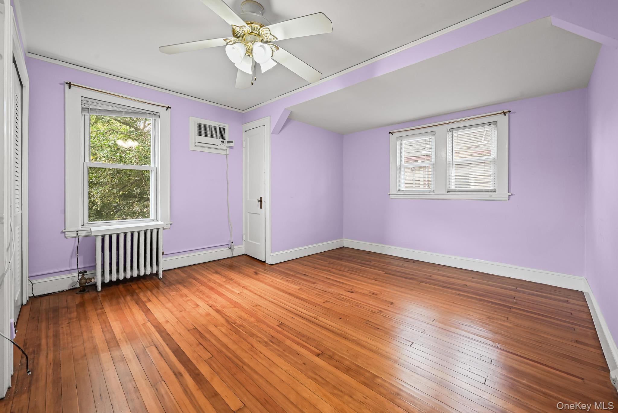 30 Temple Street, Williston Park, NY 11596