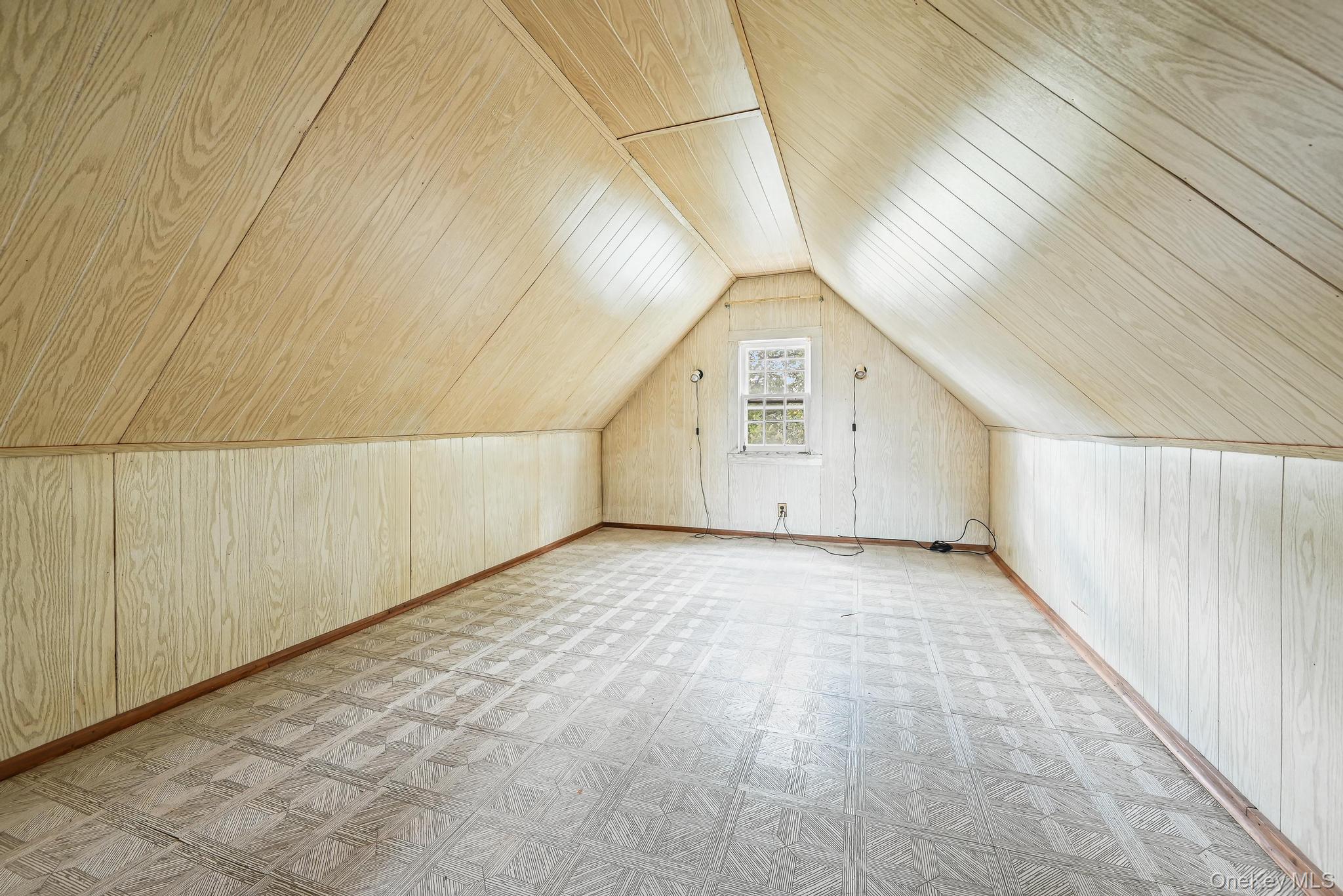 30 Temple Street, Williston Park, NY 11596