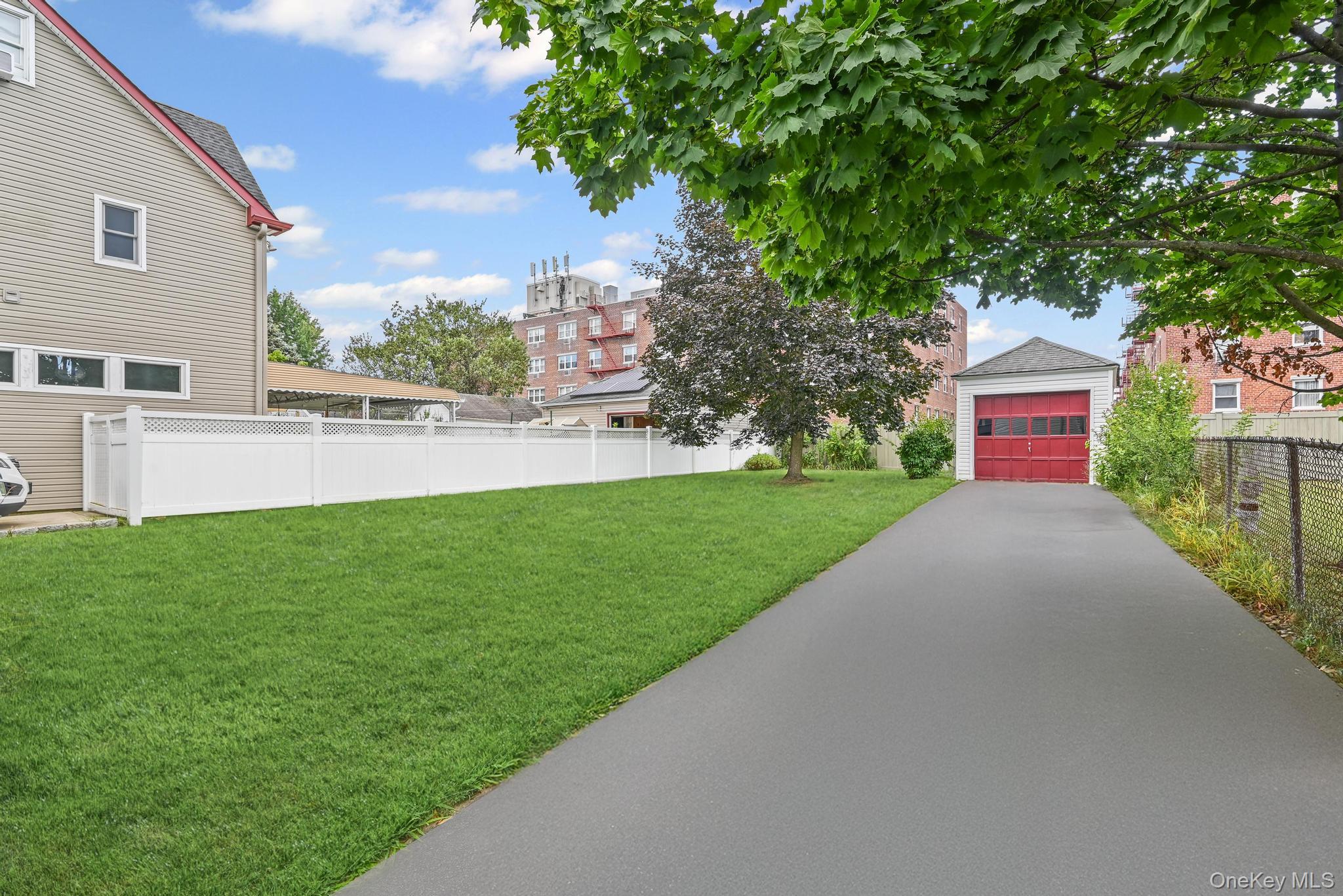 30 Temple Street, Williston Park, NY 11596