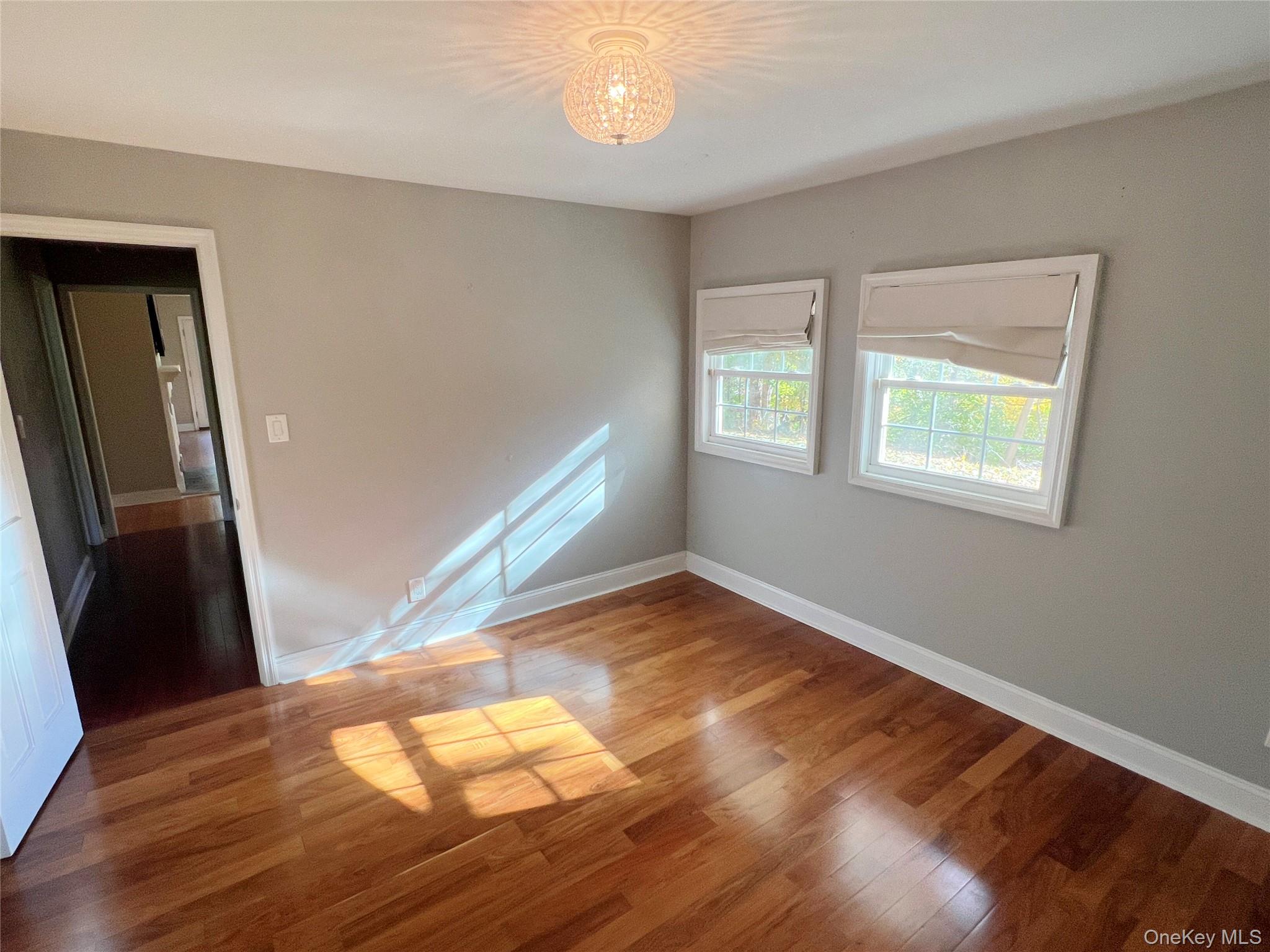 18 Chestnut Lane, Newburgh, NY 12550