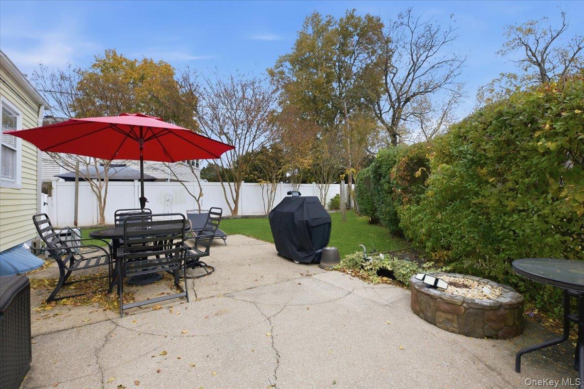 3805 Colonial Court, Seaford, NY 11783