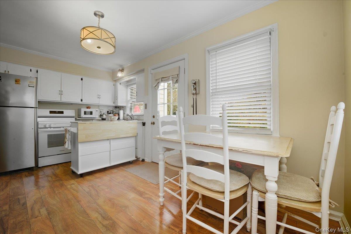 3805 Colonial Court, Seaford, NY 11783