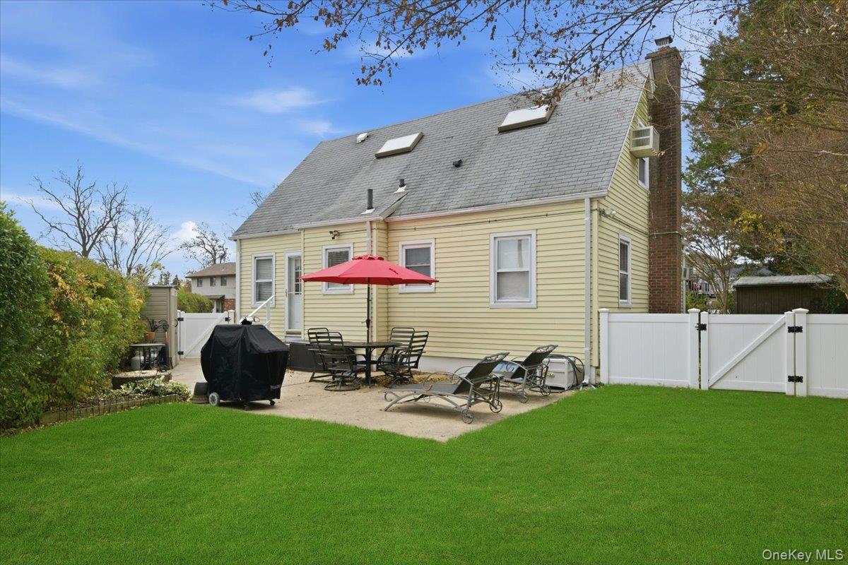 3805 Colonial Court, Seaford, NY 11783