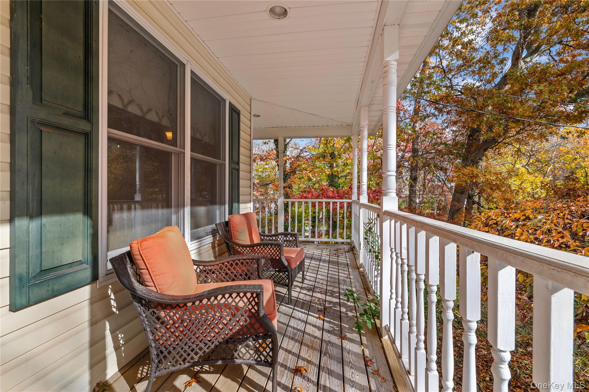 18 15th Street, Wading River, NY 11792