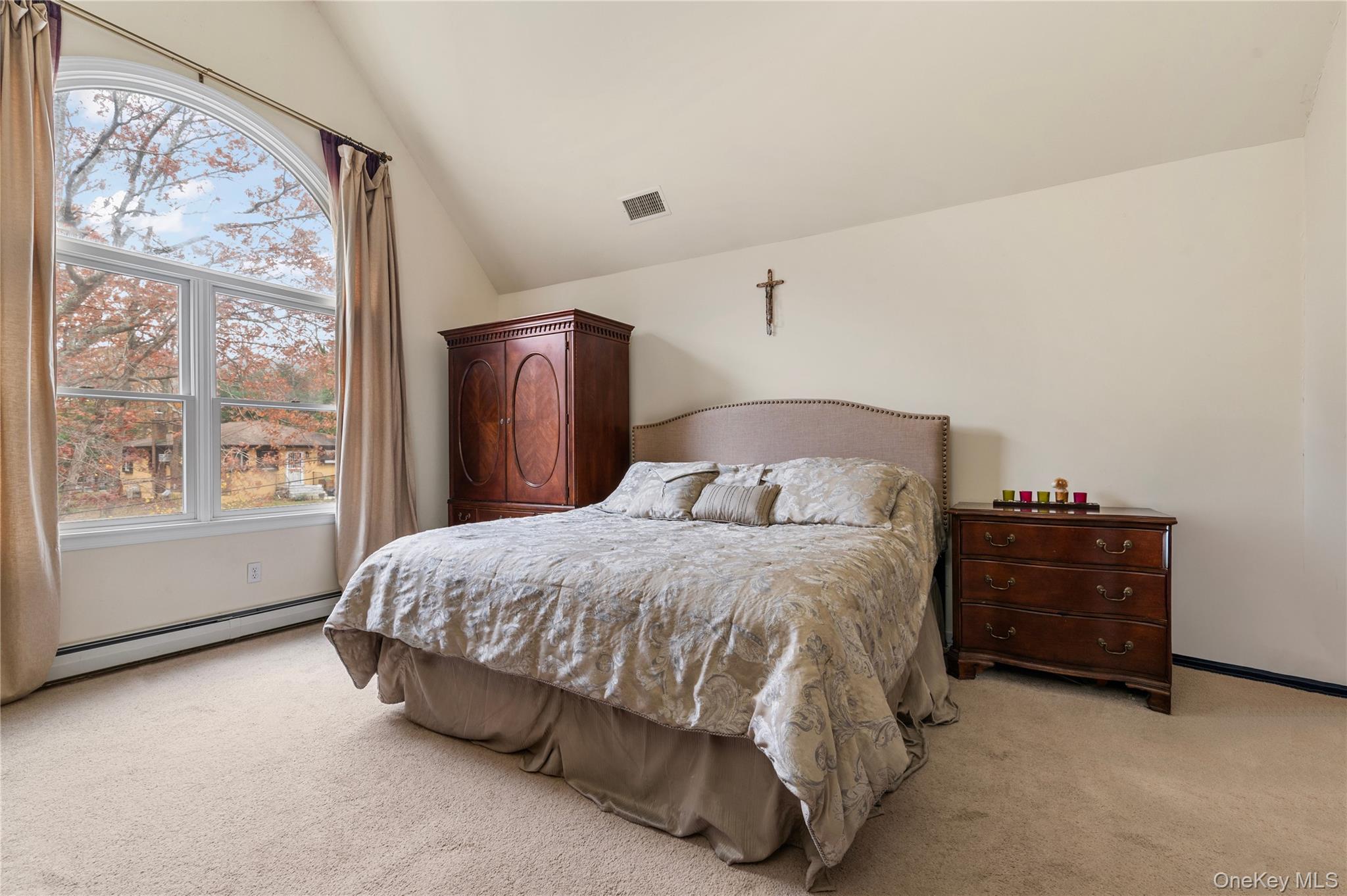 18 15th Street, Wading River, NY 11792