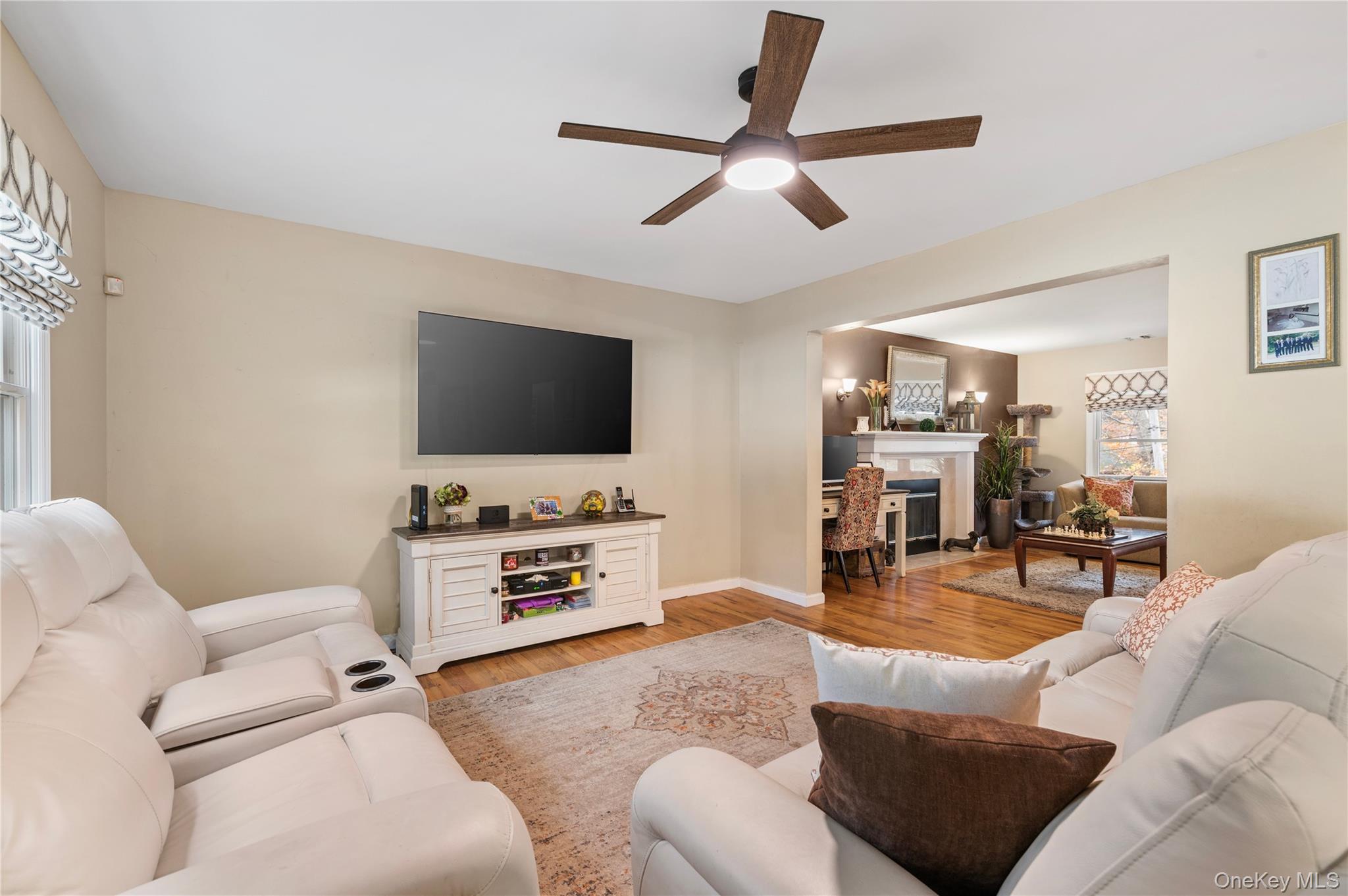 18 15th Street, Wading River, NY 11792