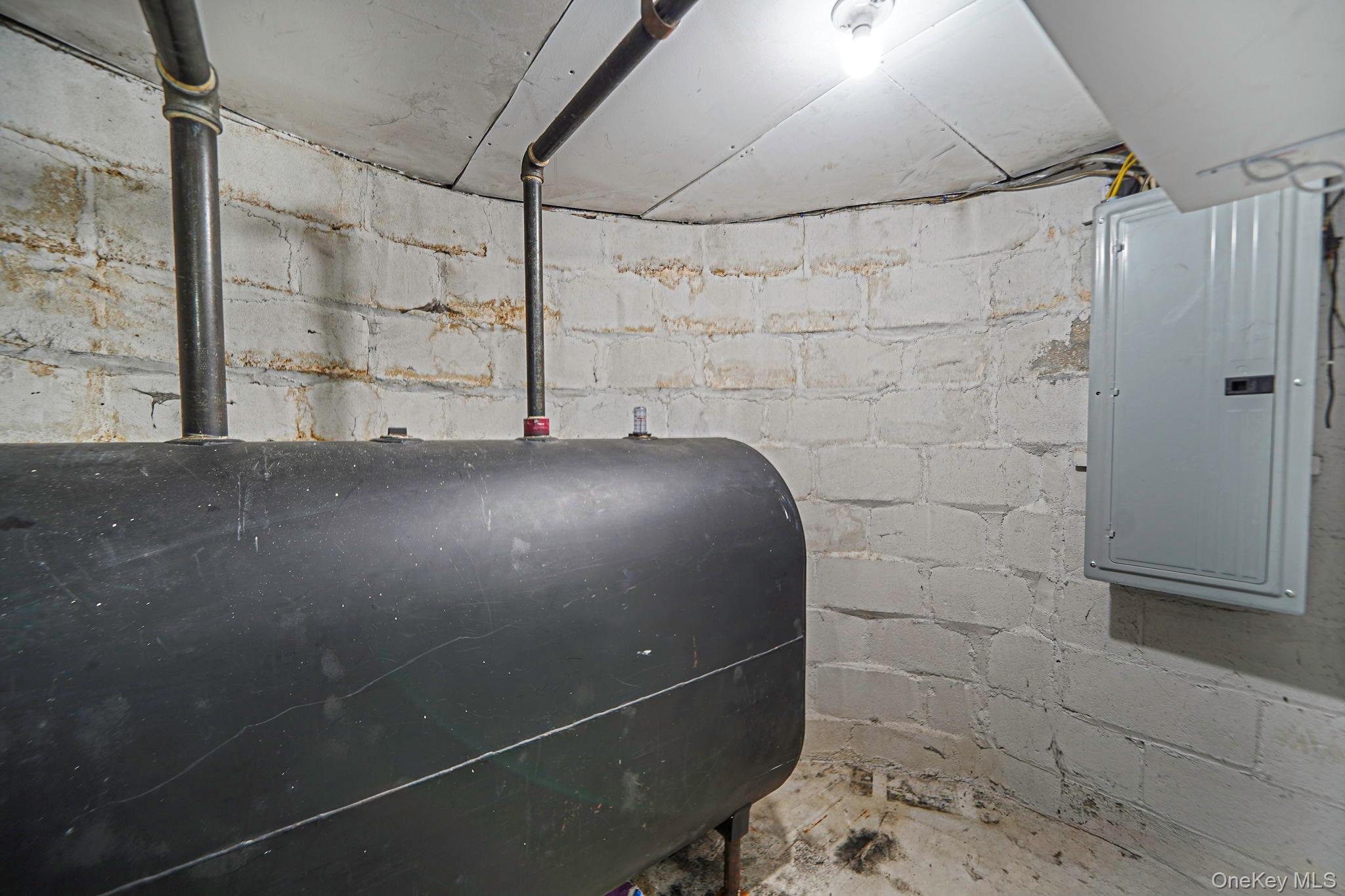 59 Nevada Road, West Babylon, NY 11704