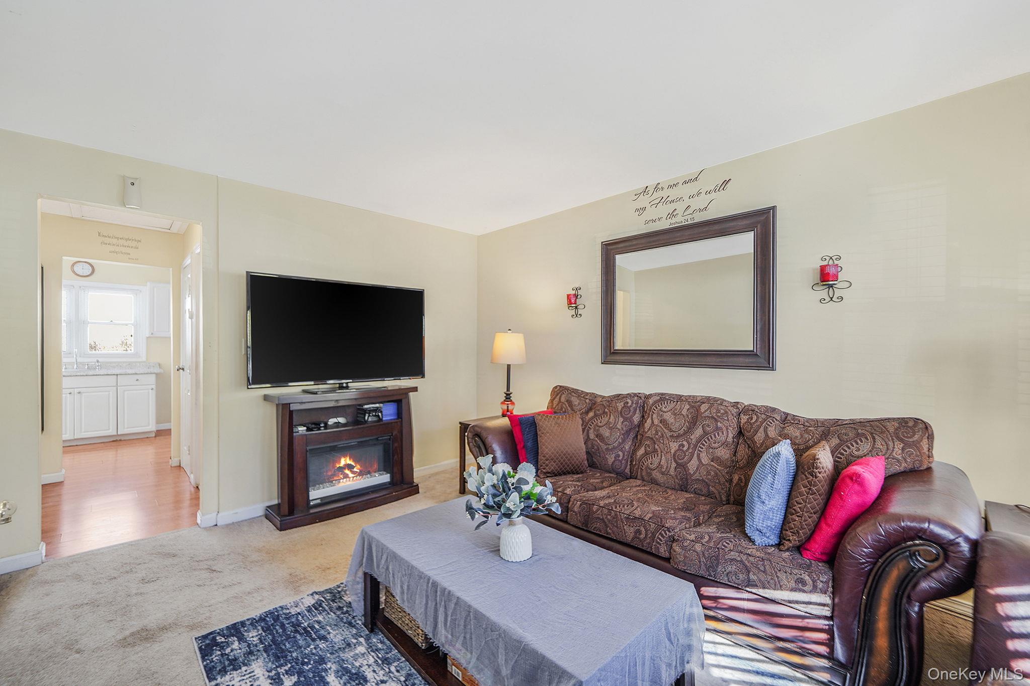 59 Nevada Road, West Babylon, NY 11704