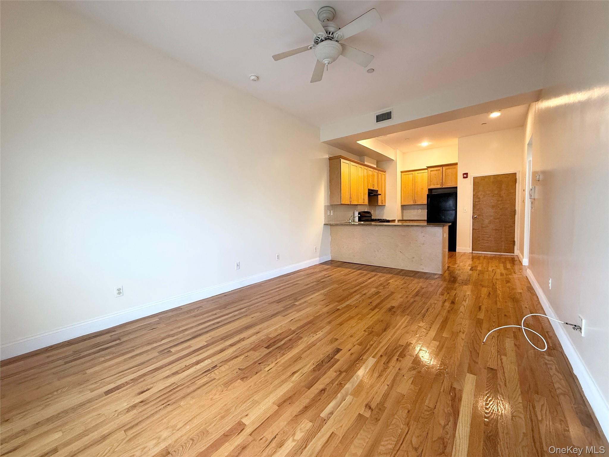 2 East Main Street # 1, Oyster Bay, NY 11771