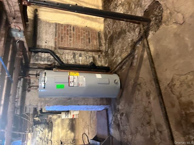 26 Taylor Avenue, Poughkeepsie, NY 12601