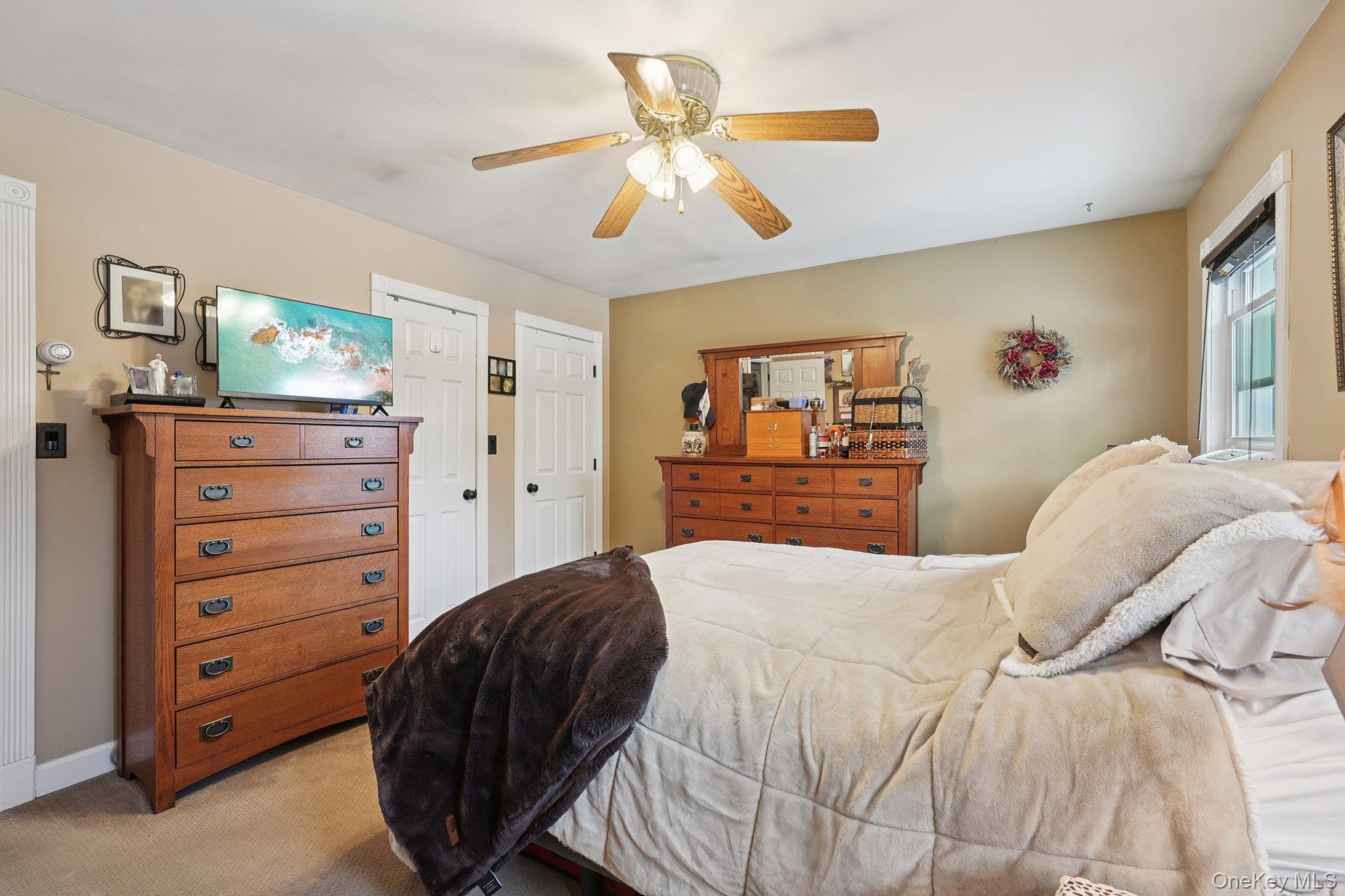 105 Shaker Court N, New Windsor, NY 12553