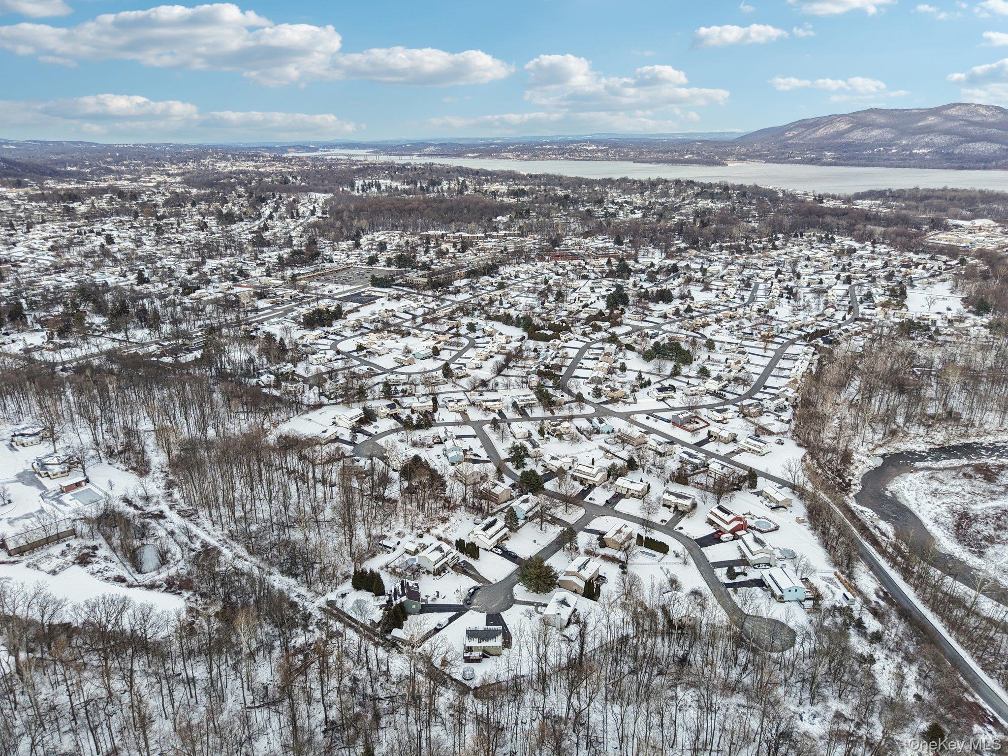 105 Shaker Court N, New Windsor, NY 12553