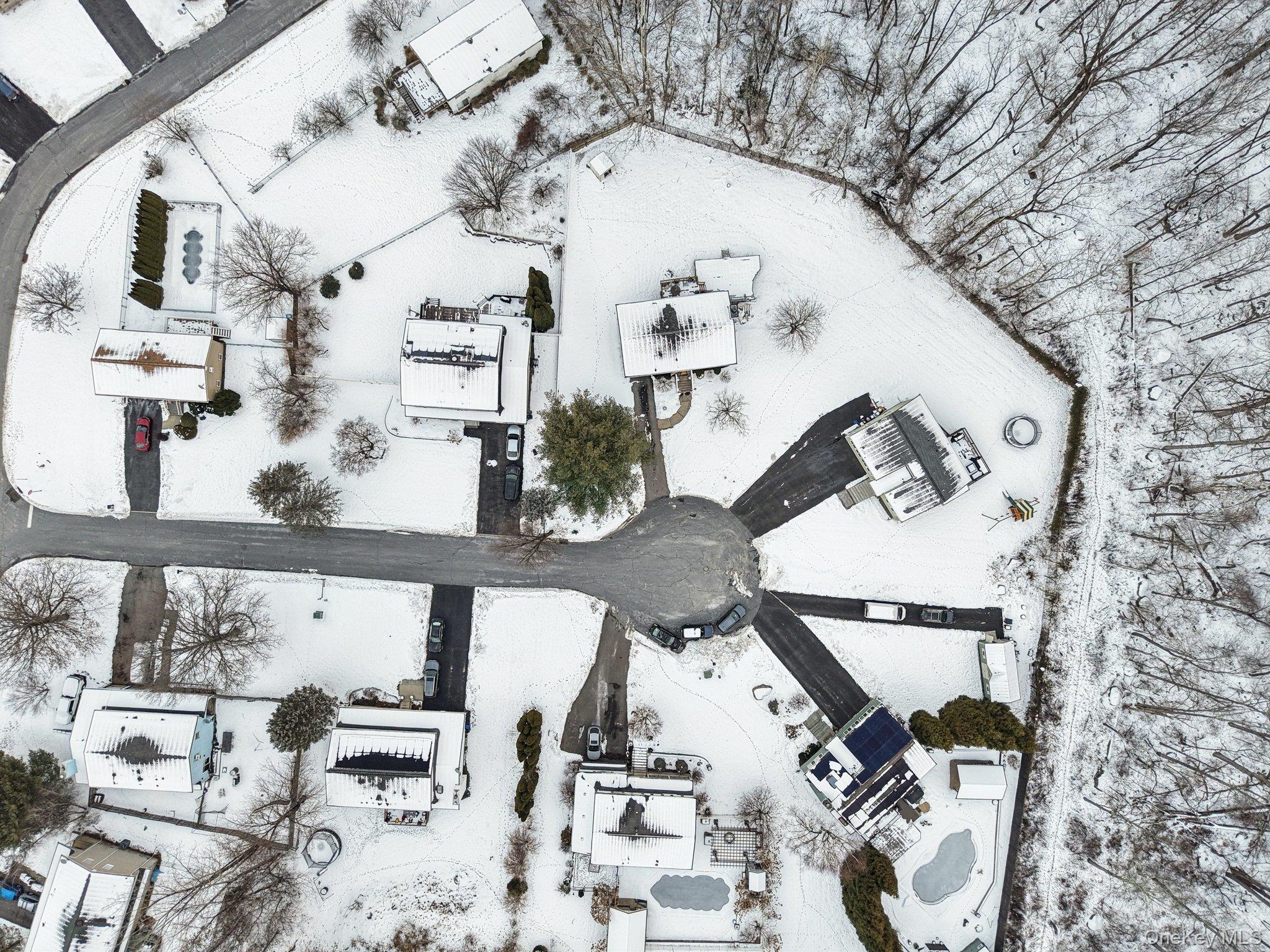 105 Shaker Court N, New Windsor, NY 12553