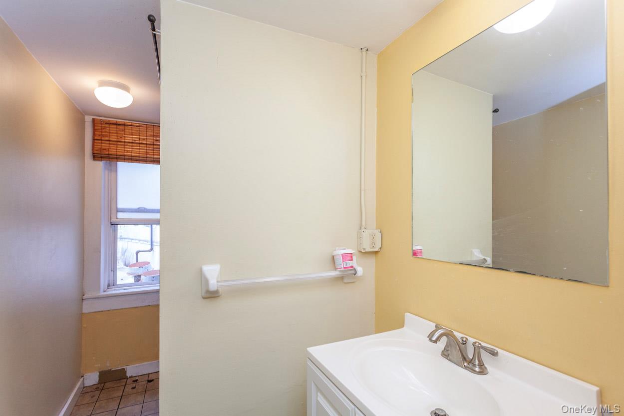 14 S Division Street # 3rd Floor, Peekskill, NY 10566