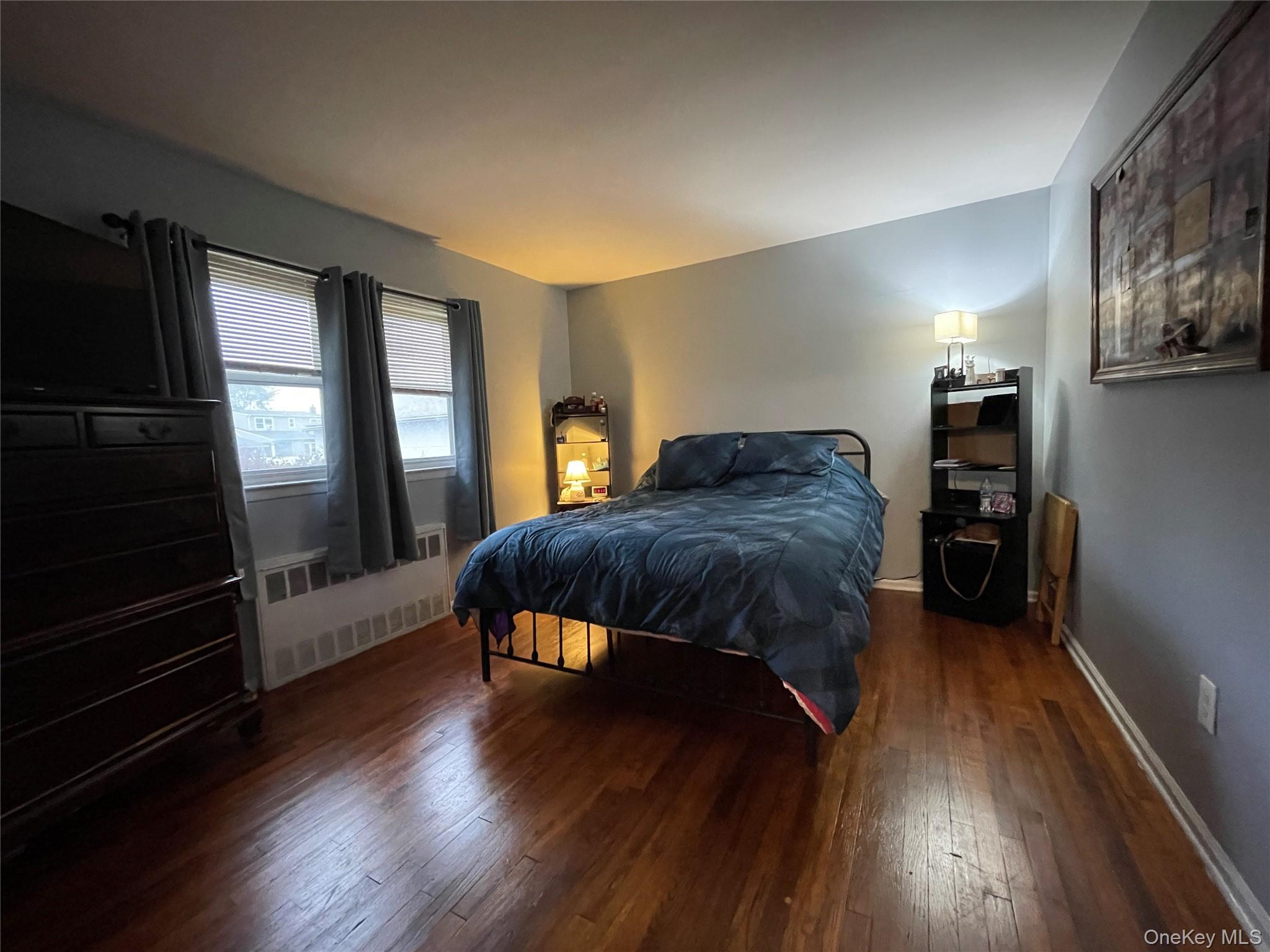 323 Grand Avenue, Lindenhurst, NY 11757