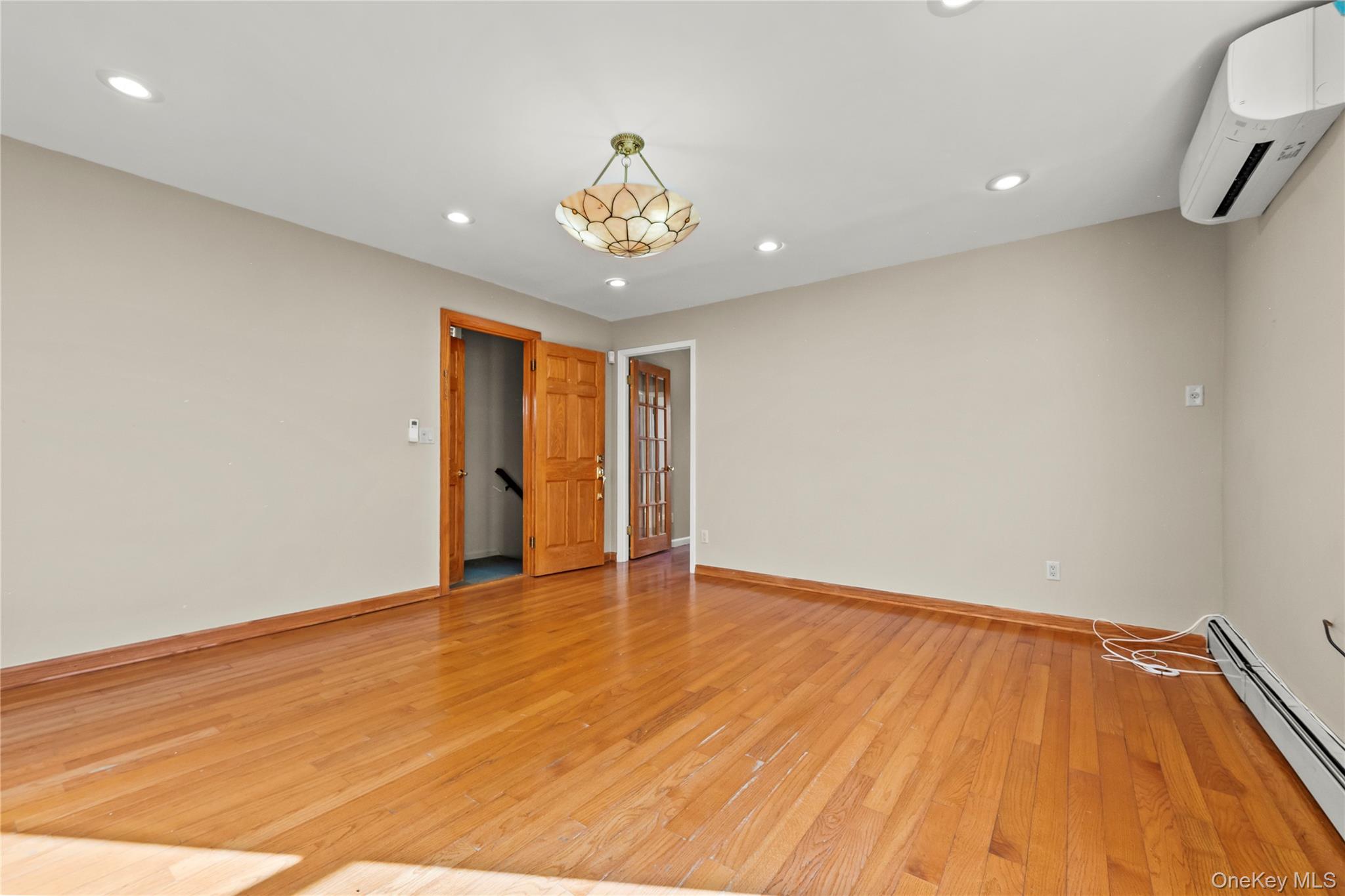 2942 164th Street, Flushing, NY 11358