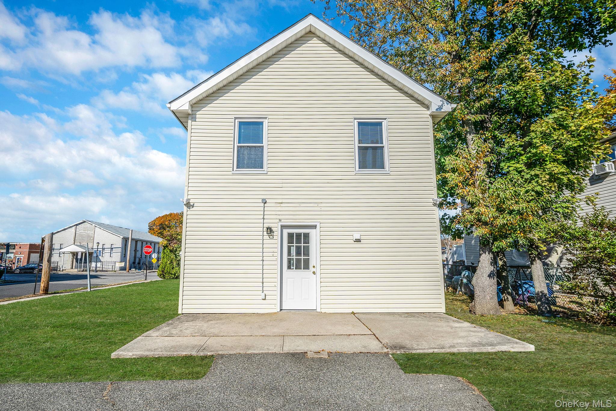 1030 Prospect Avenue, Westbury, NY 11590