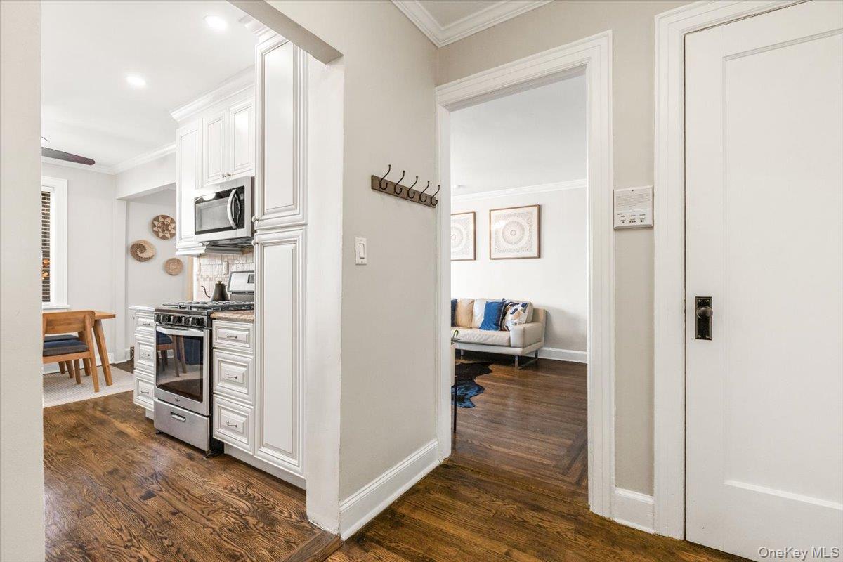 23 Old Mamaroneck Road # 1A, White Plains, NY 10605