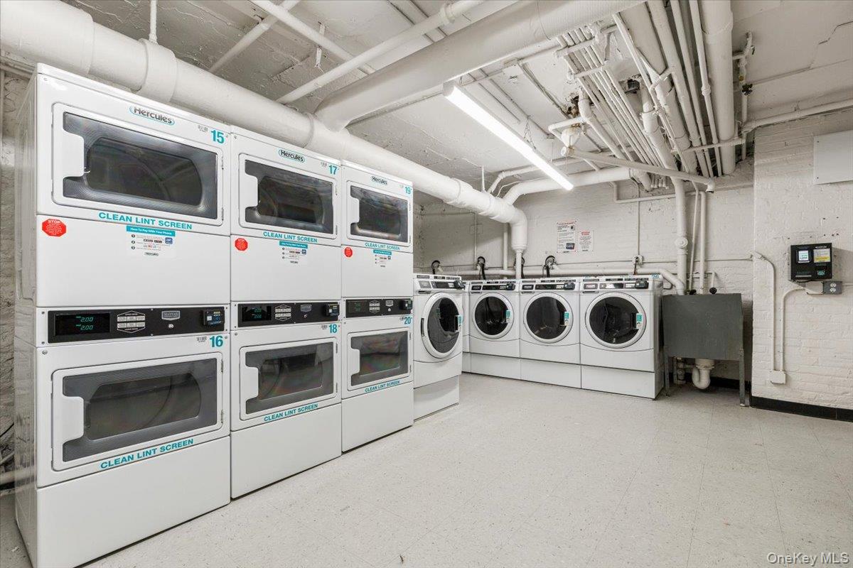 23 Old Mamaroneck Road # 1A, White Plains, NY 10605