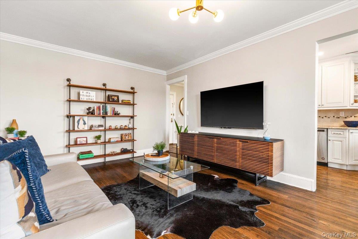 23 Old Mamaroneck Road # 1A, White Plains, NY 10605