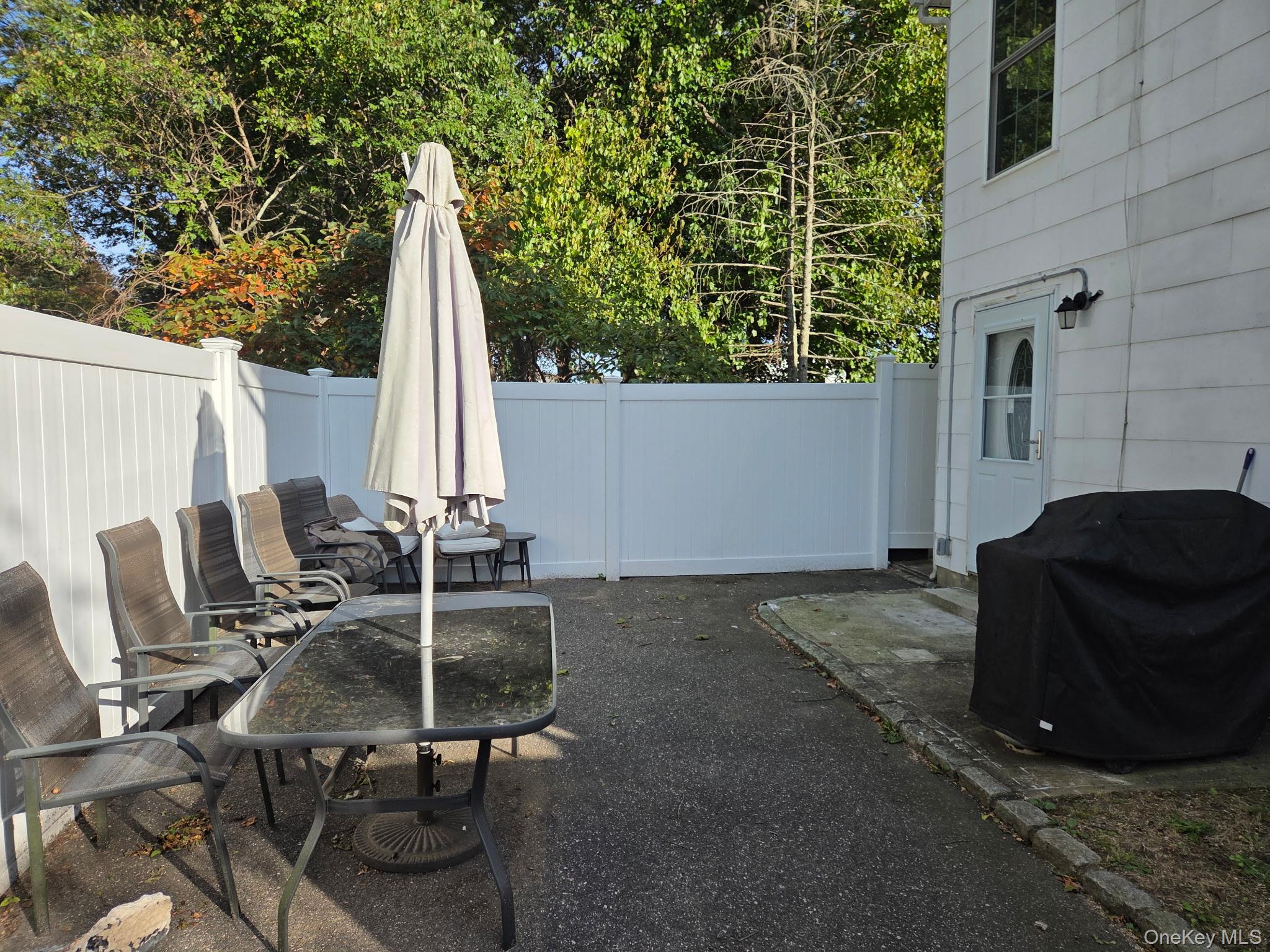 1019 Cassel Avenue, Bay Shore, NY 11706