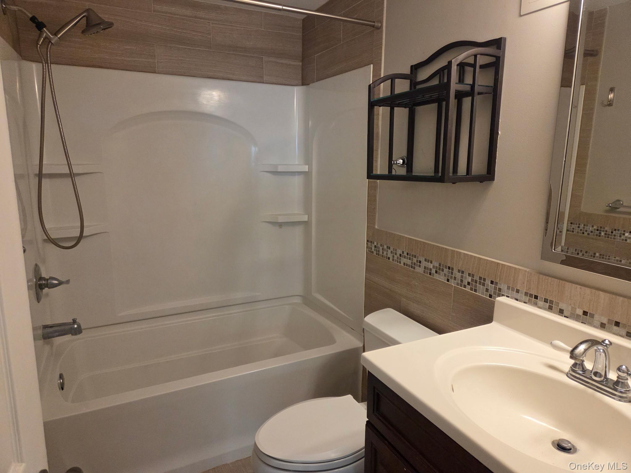 1019 Cassel Avenue, Bay Shore, NY 11706