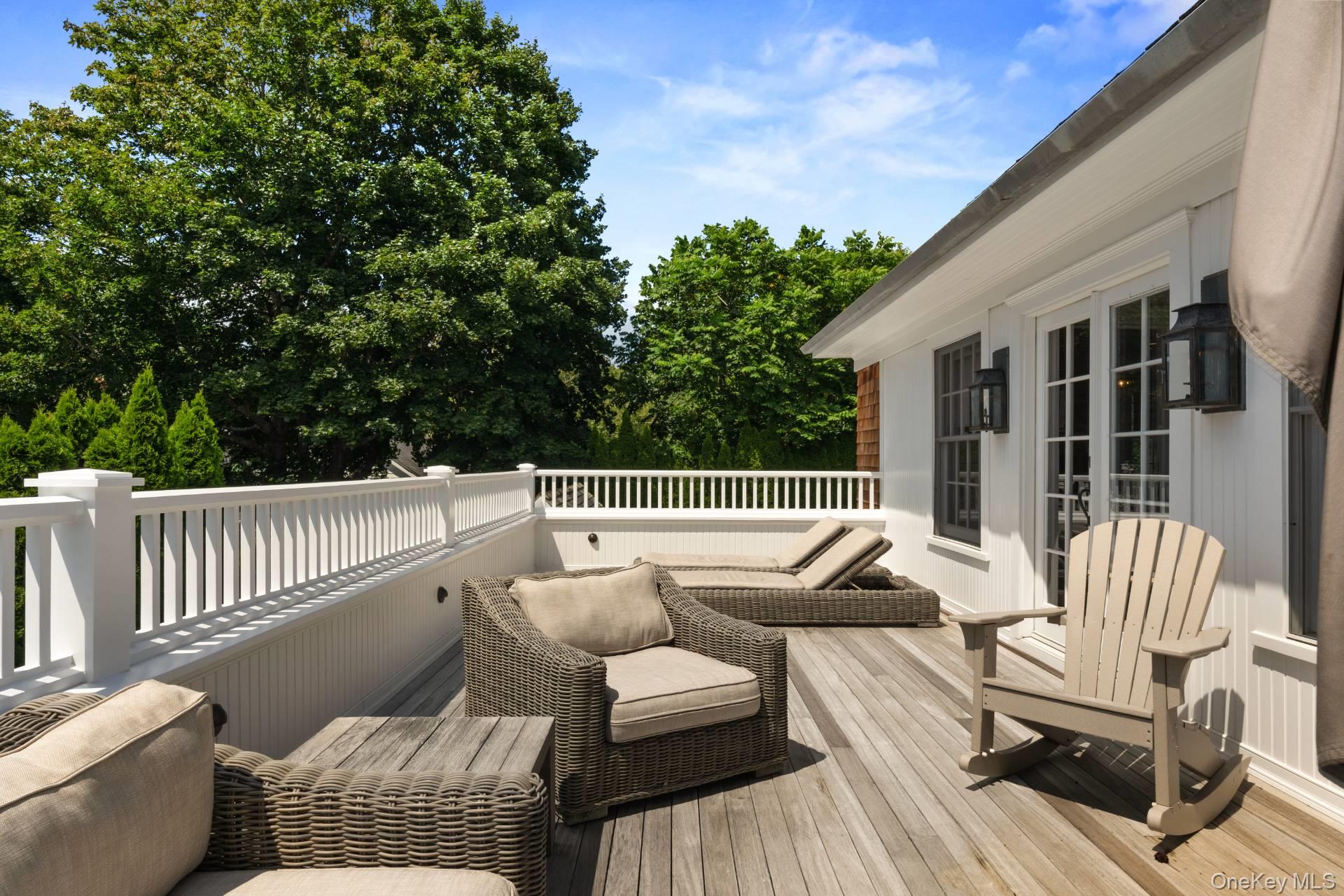 59 Miller Lane E, East Hampton, NY 11937