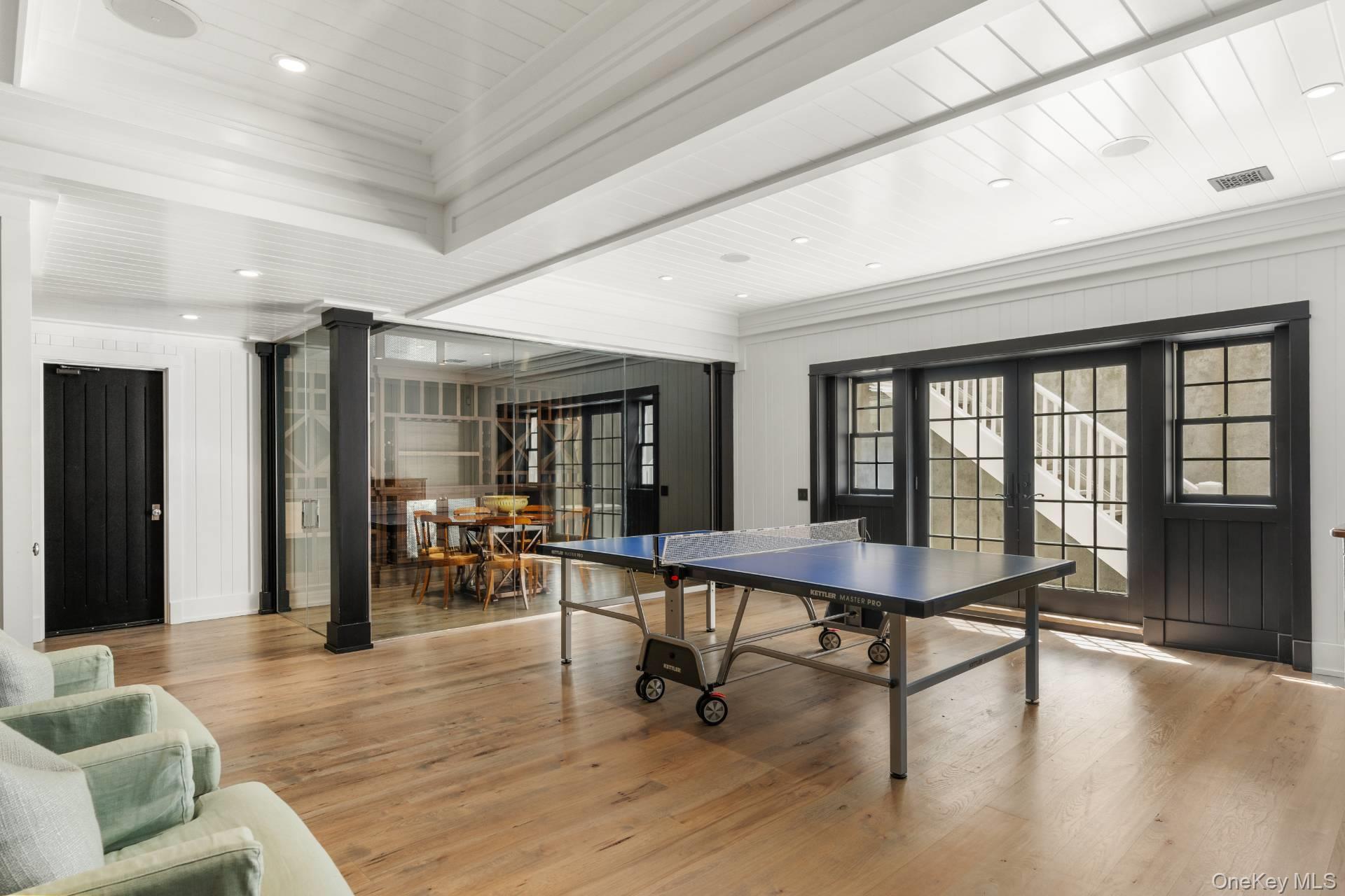 59 Miller Lane E, East Hampton, NY 11937