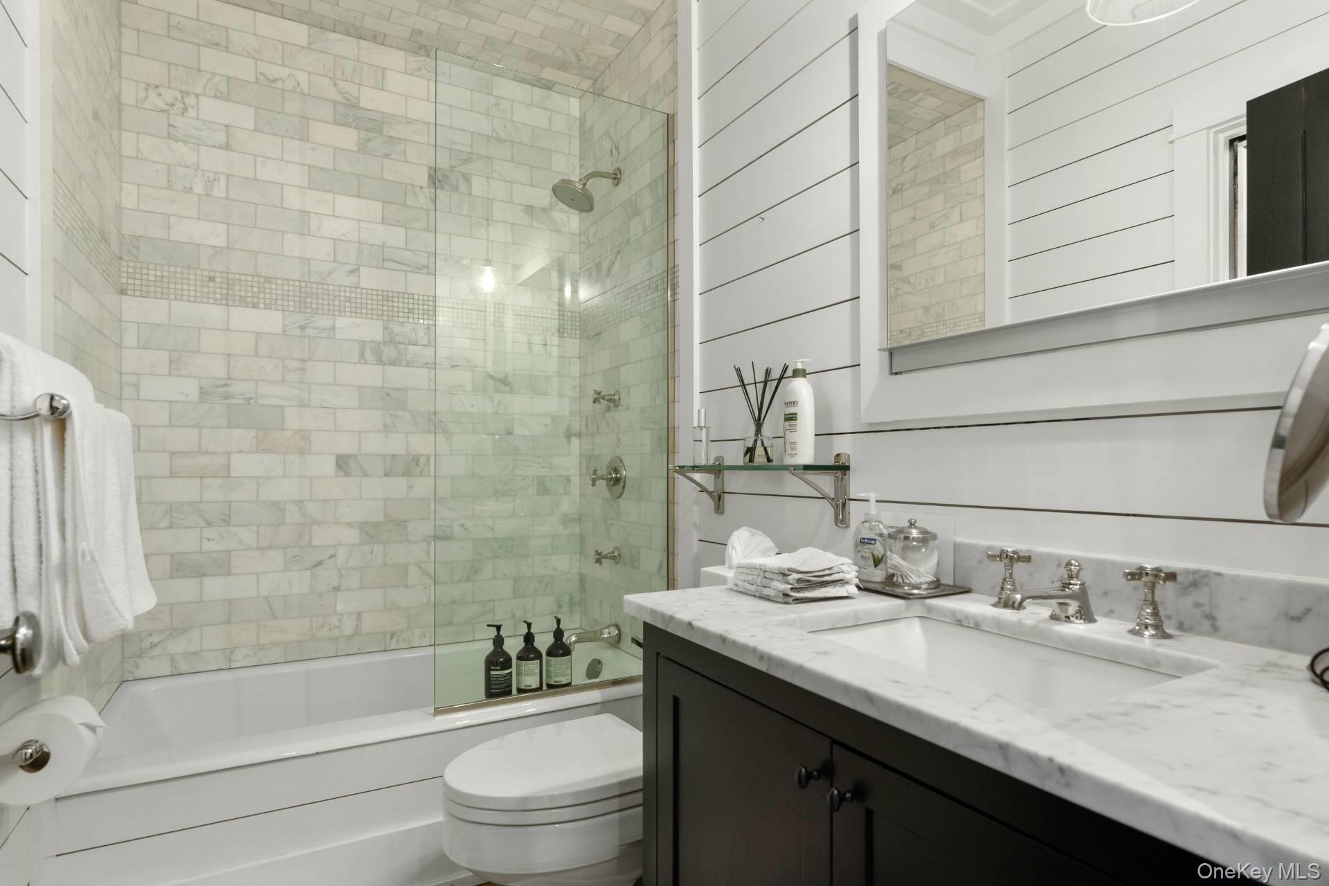 59 Miller Lane E, East Hampton, NY 11937