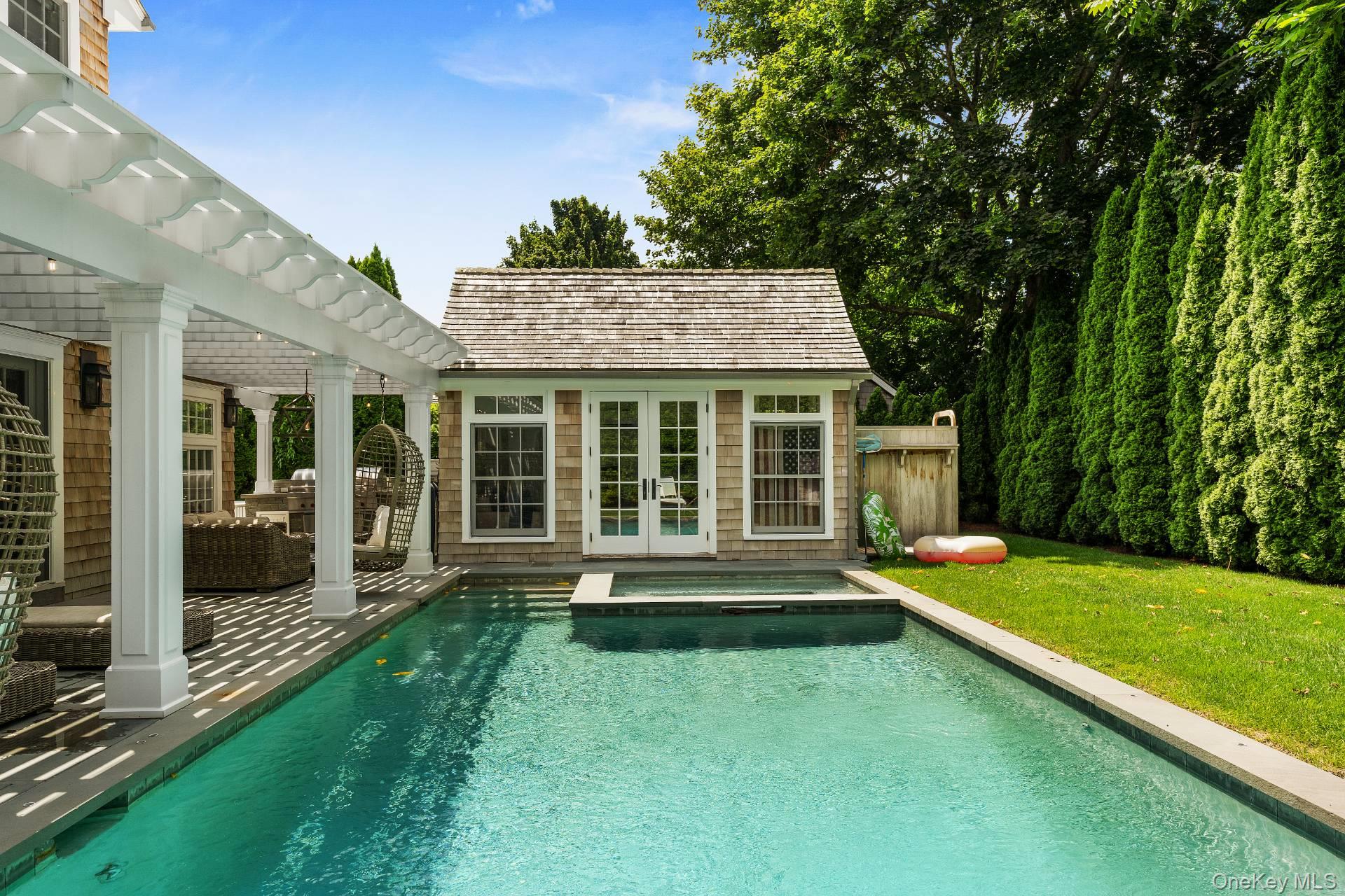 59 Miller Lane E, East Hampton, NY 11937