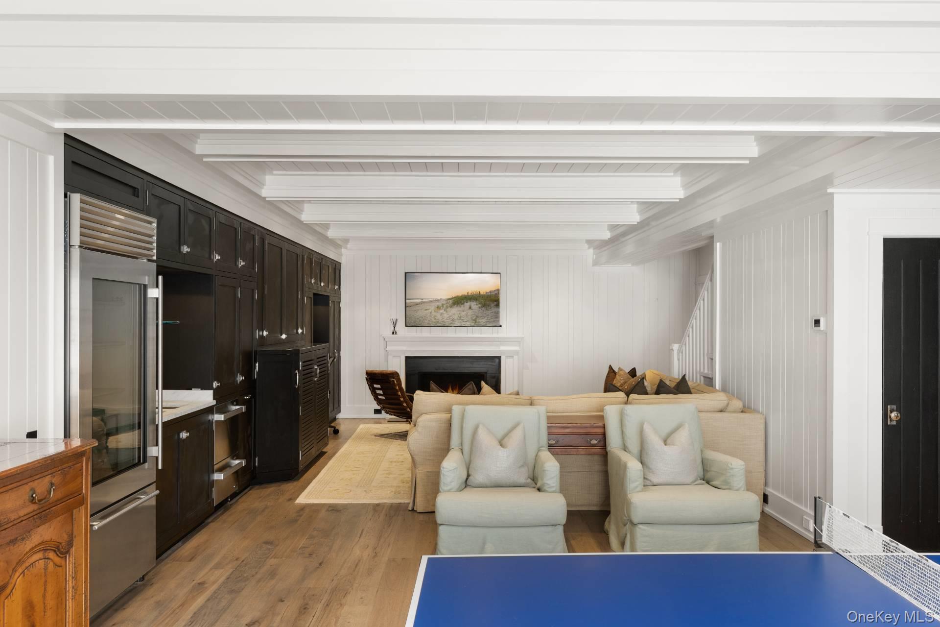 59 Miller Lane E, East Hampton, NY 11937