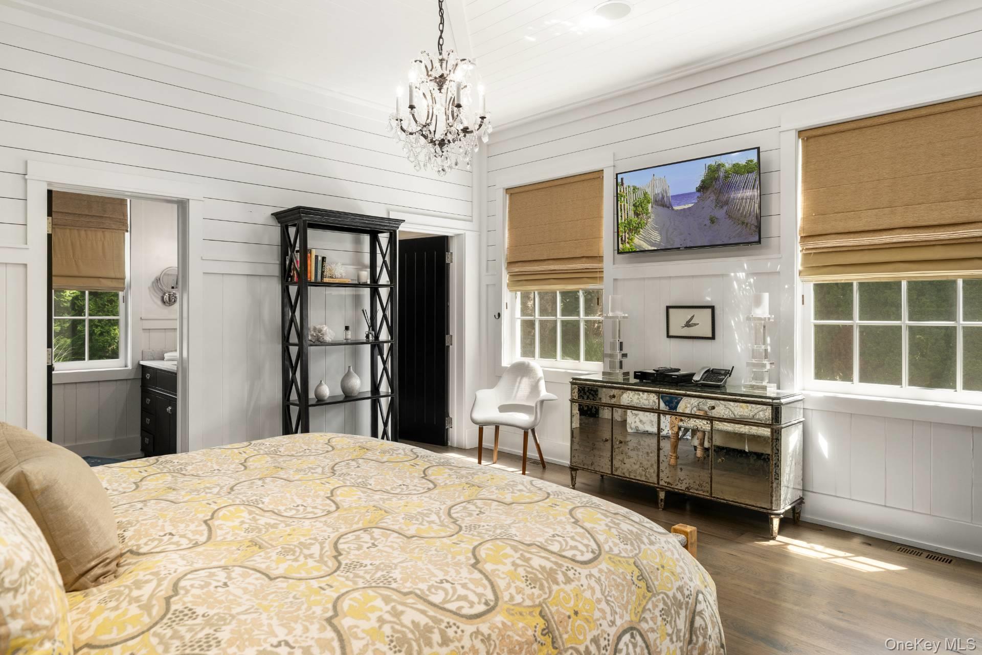 59 Miller Lane E, East Hampton, NY 11937