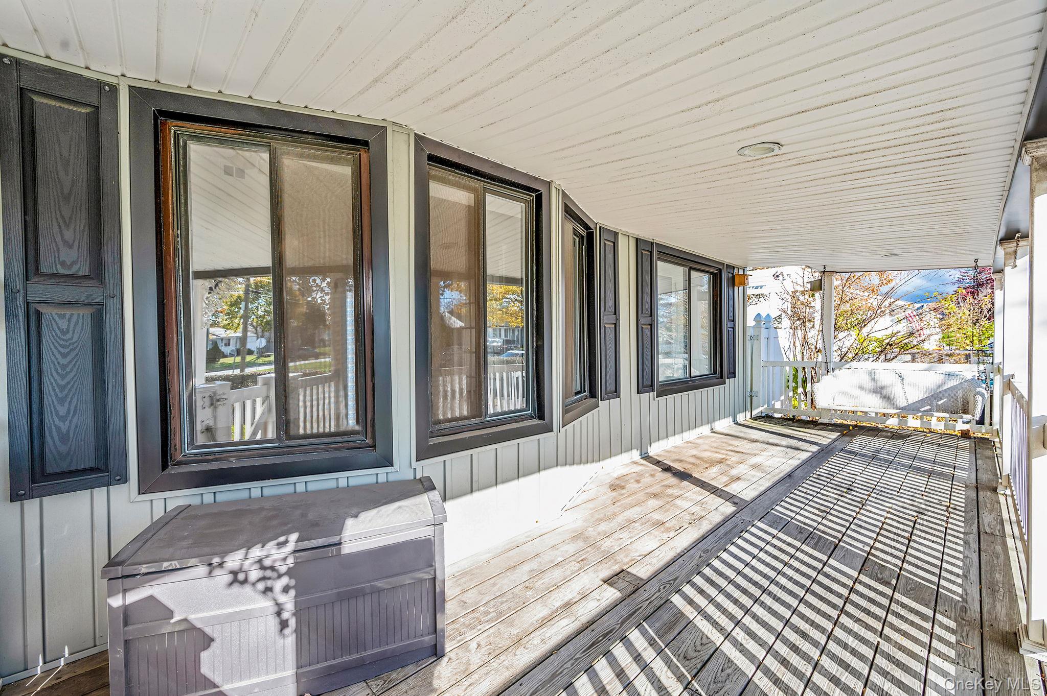 1401 Race Avenue, Medford, NY 11763