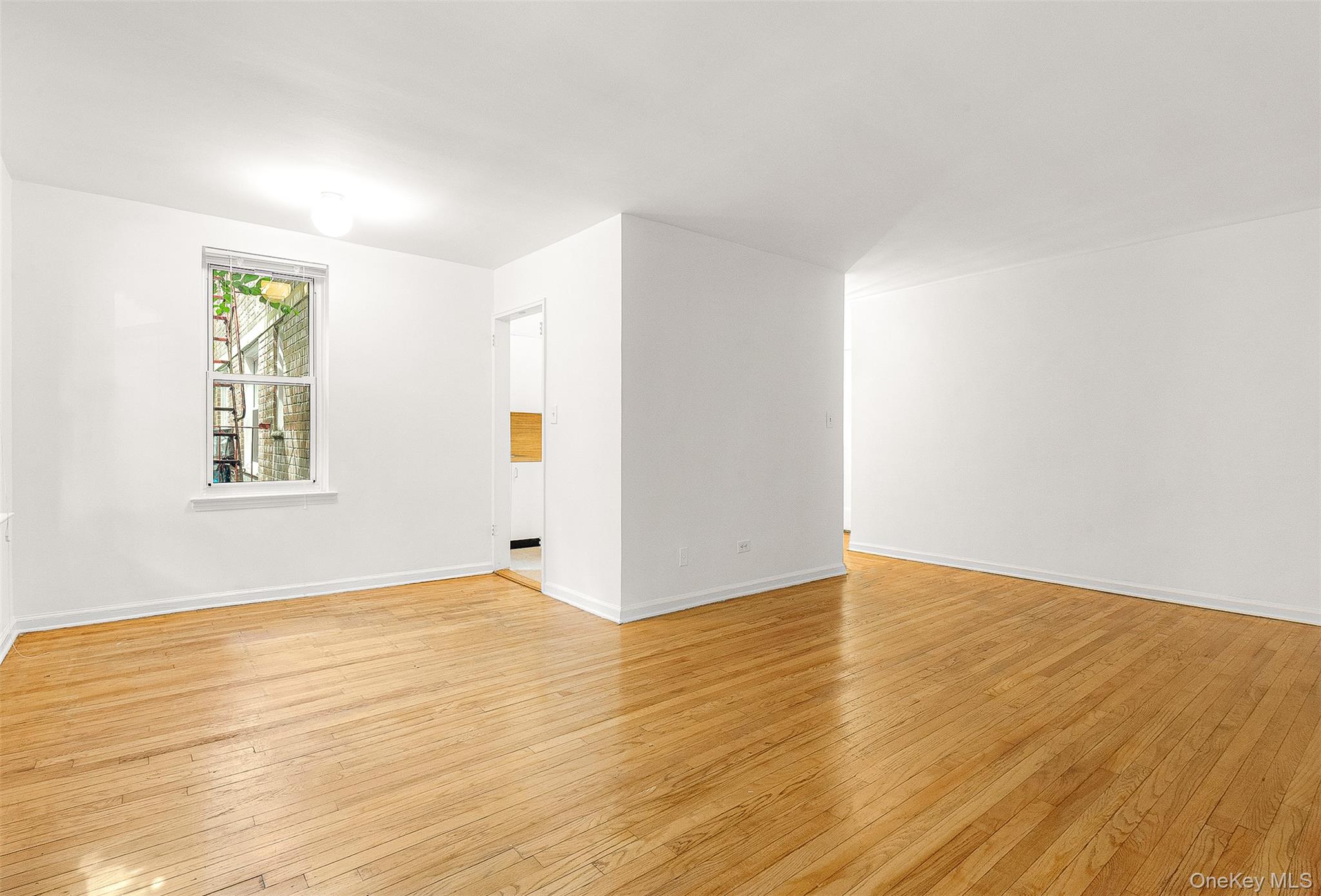 66-40 108th Street # 1D, Forest Hills, NY 11375