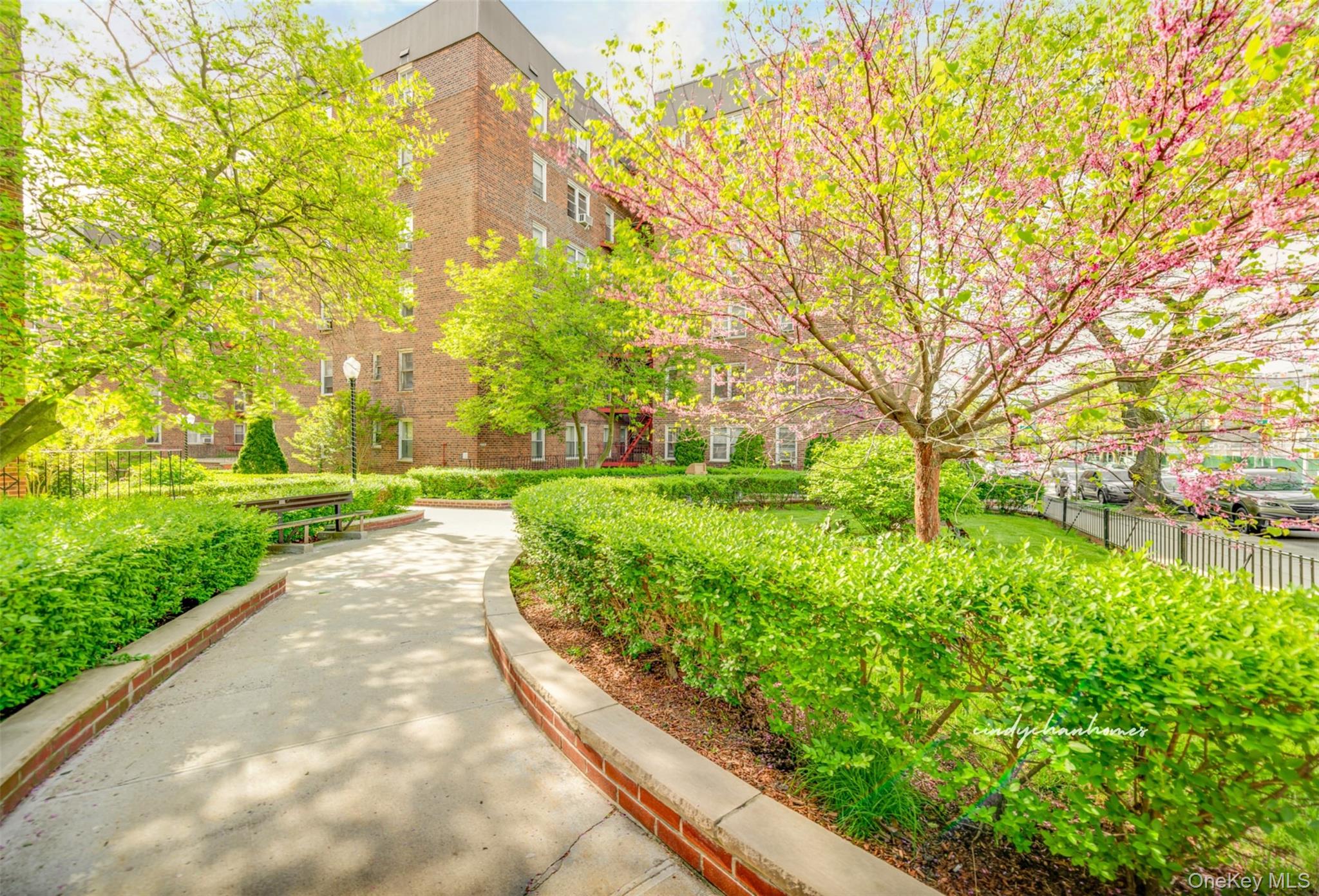 66-40 108th Street # 1D, Forest Hills, NY 11375