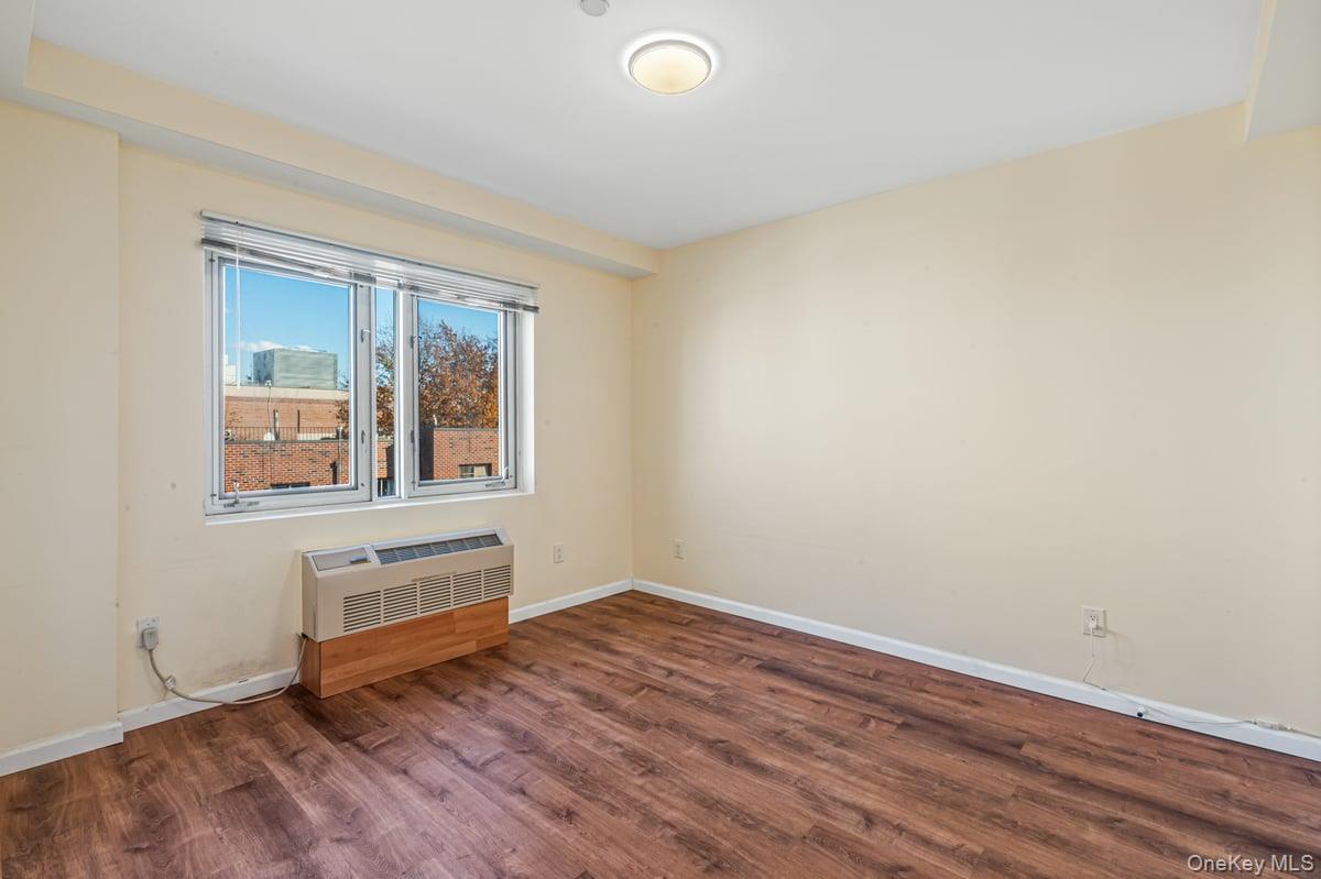 71-33 162nd Street # 4B, Fresh Meadows, NY 11365