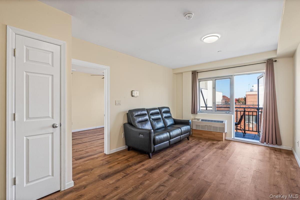 71-33 162nd Street # 4B, Fresh Meadows, NY 11365