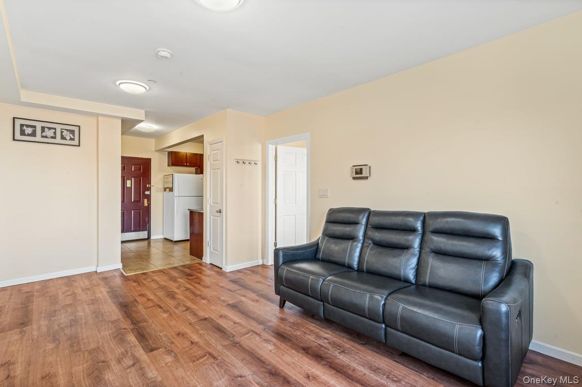 71-33 162nd Street # 4B, Fresh Meadows, NY 11365