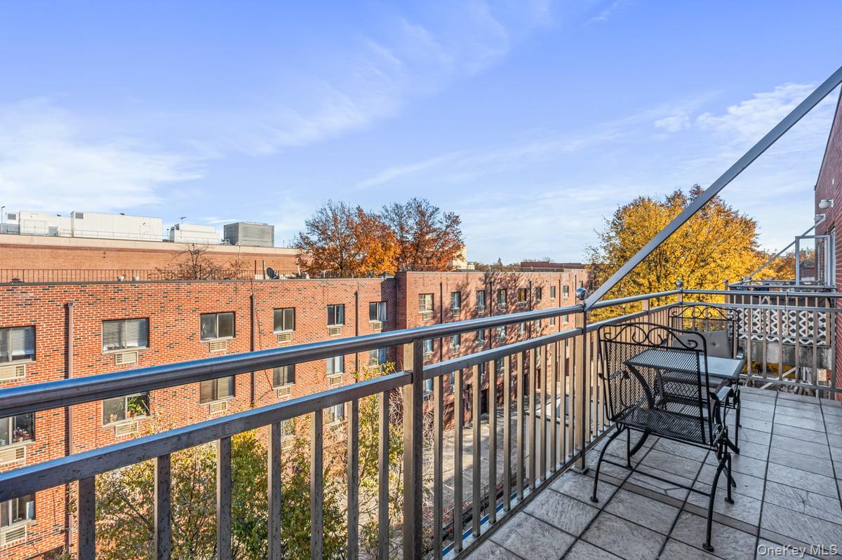 71-33 162nd Street # 4B, Fresh Meadows, NY 11365