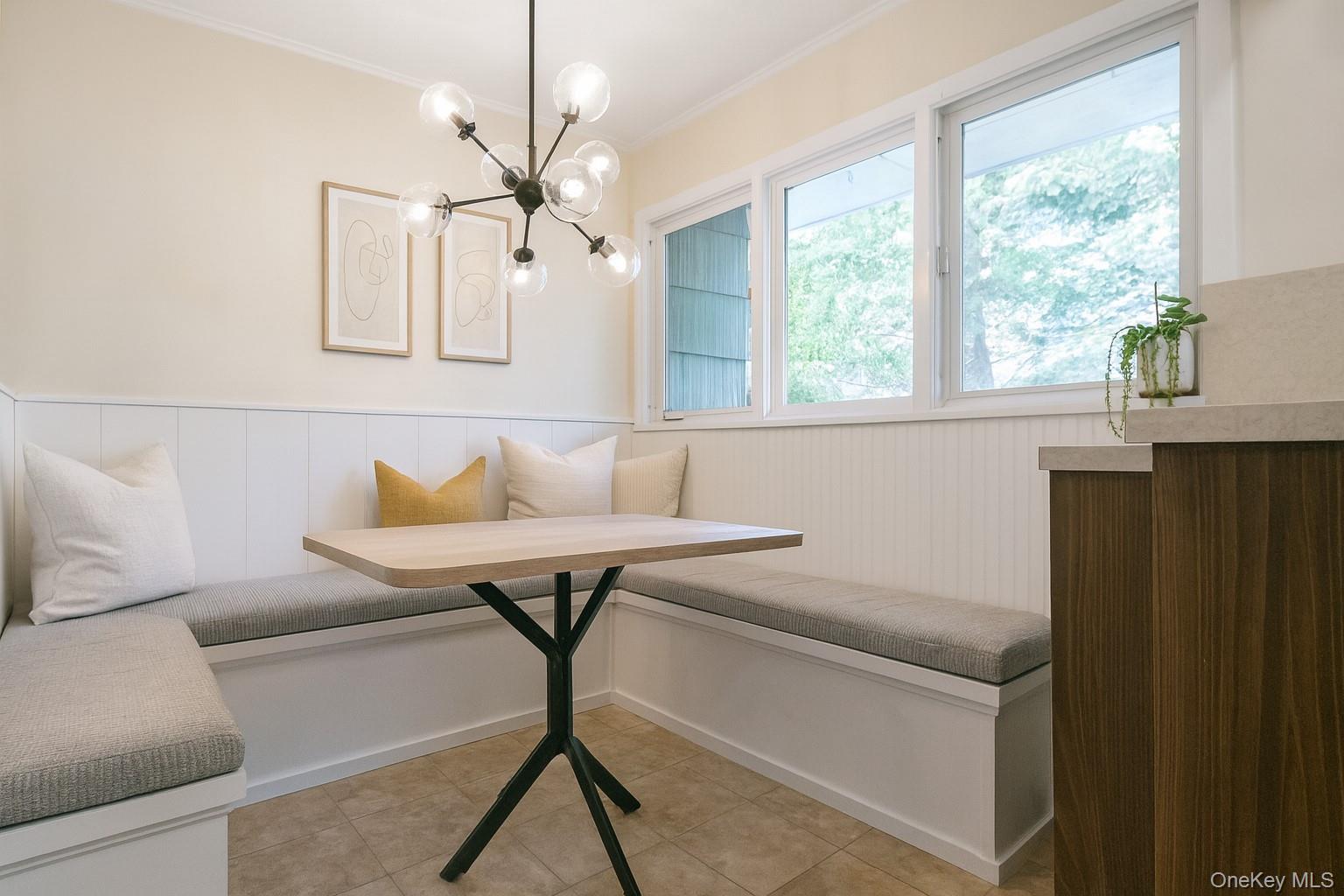 12 Violet Road, Bayville, NY 11709