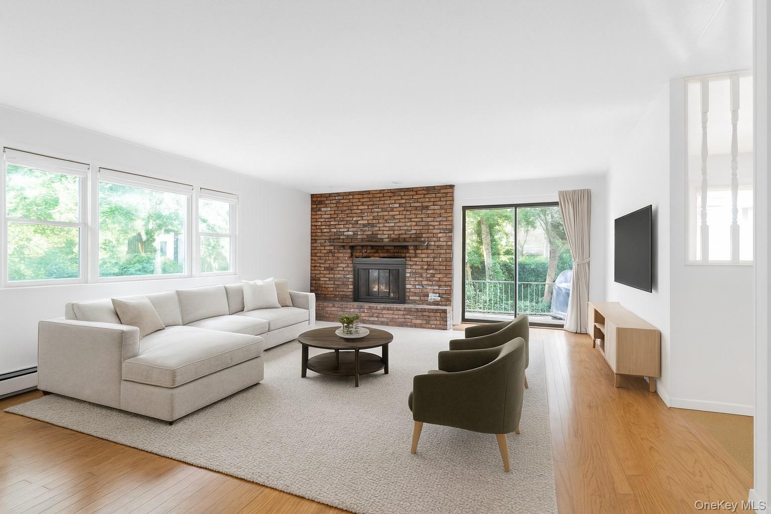 12 Violet Road, Bayville, NY 11709