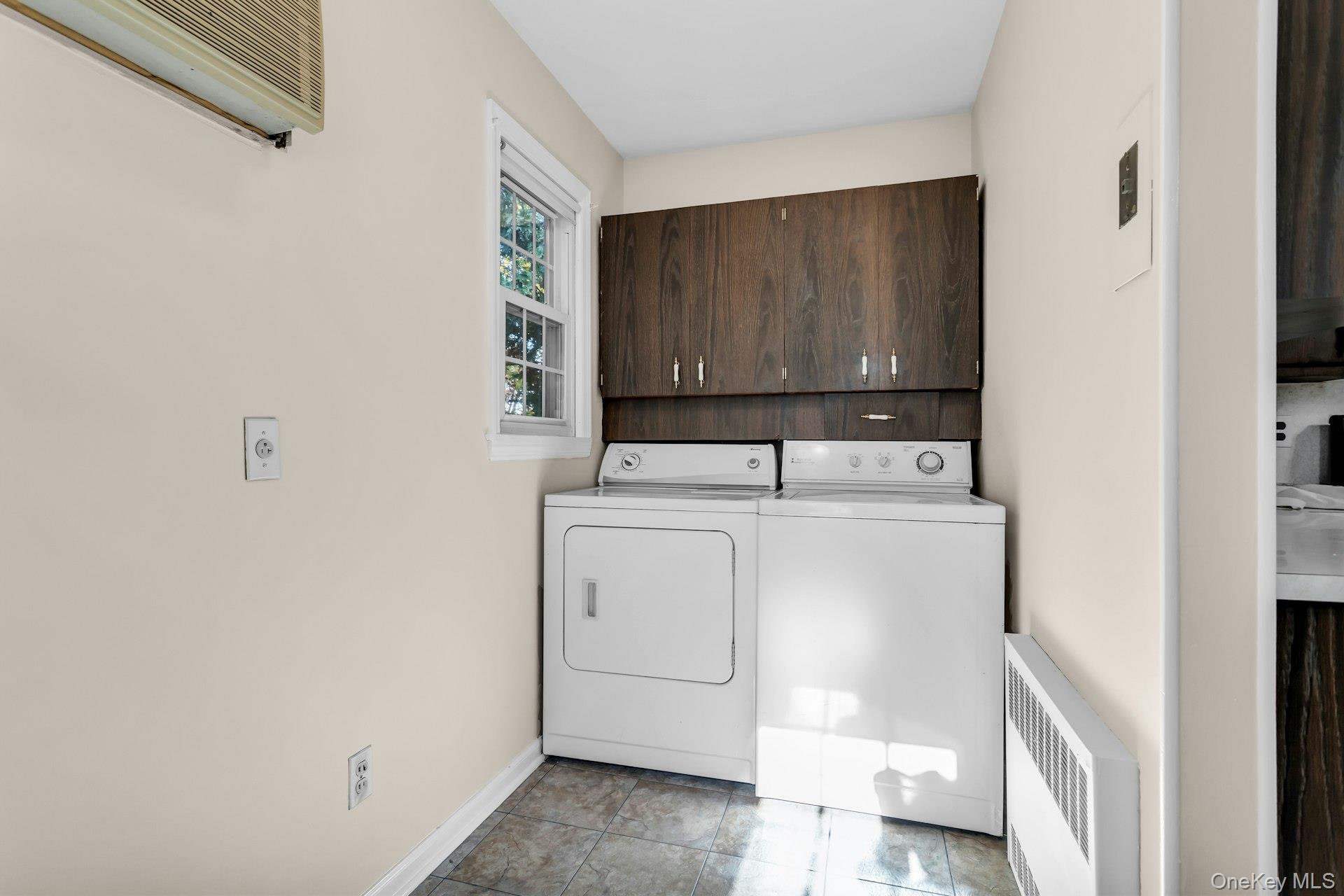 12 Violet Road, Bayville, NY 11709