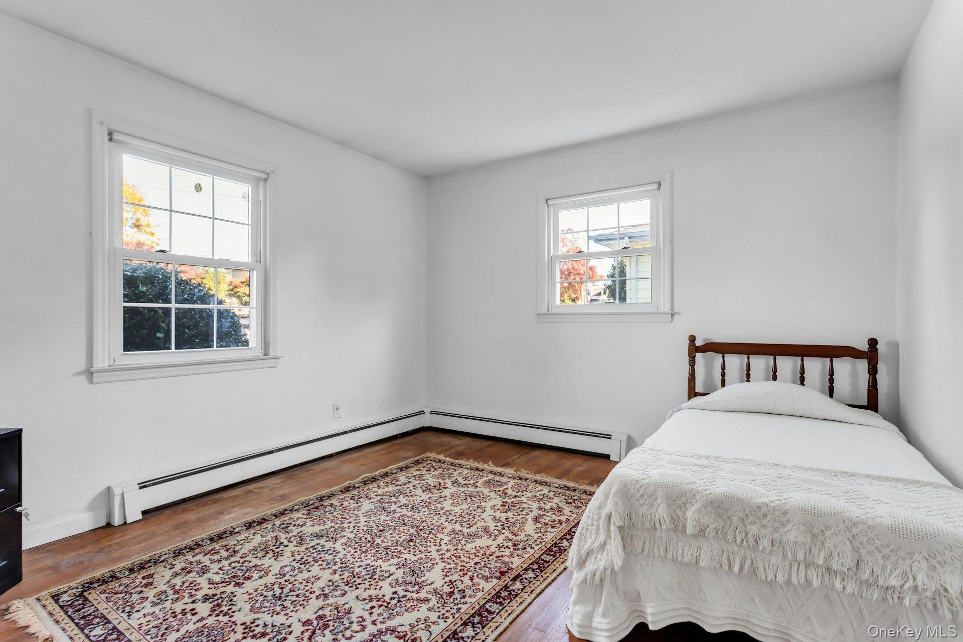 12 Violet Road, Bayville, NY 11709