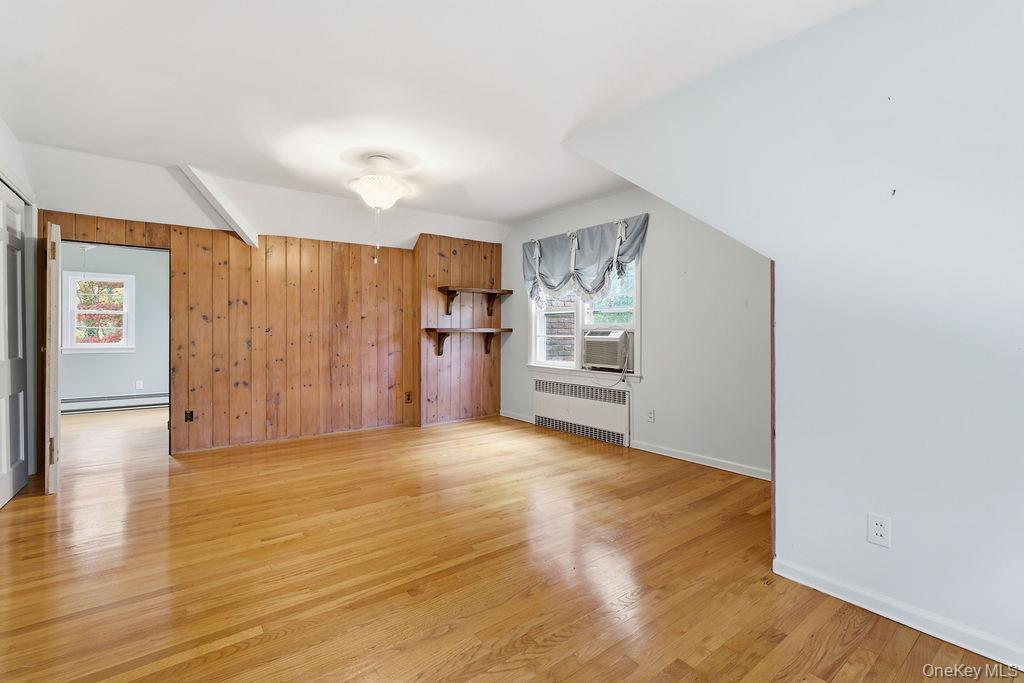 26 Paul Revere Lane, Centerport, NY 11721