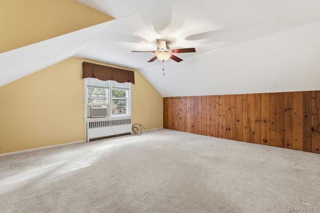 26 Paul Revere Lane, Centerport, NY 11721