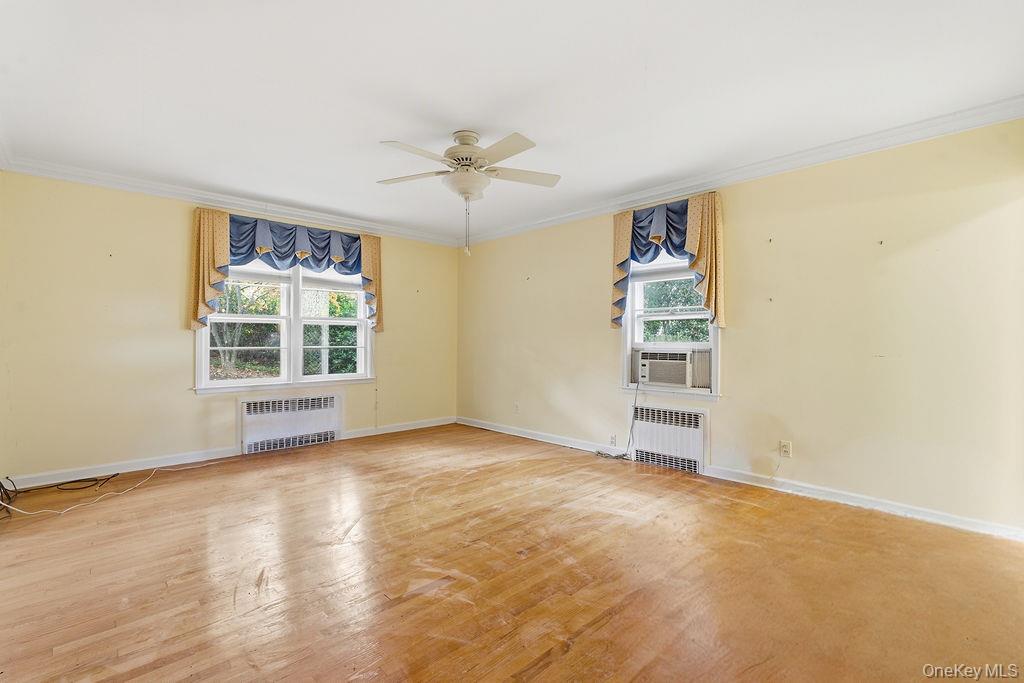 26 Paul Revere Lane, Centerport, NY 11721