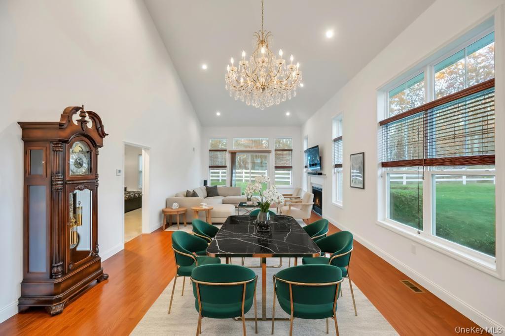 195 Belmont Circle, Yaphank, NY 11980