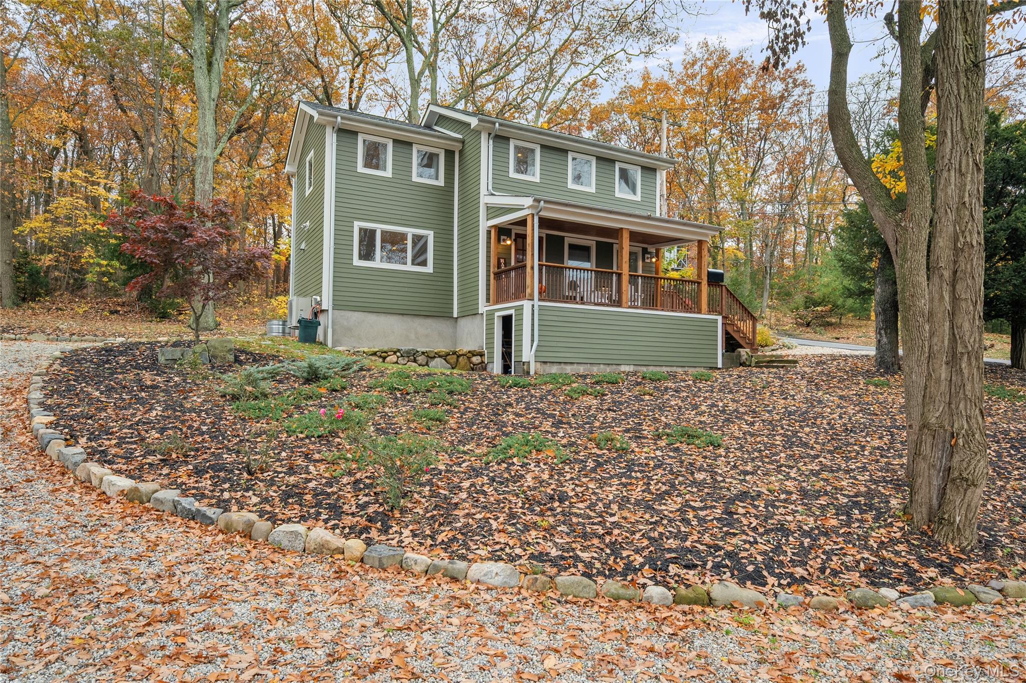 7 School Street, Bayville, NY 11709