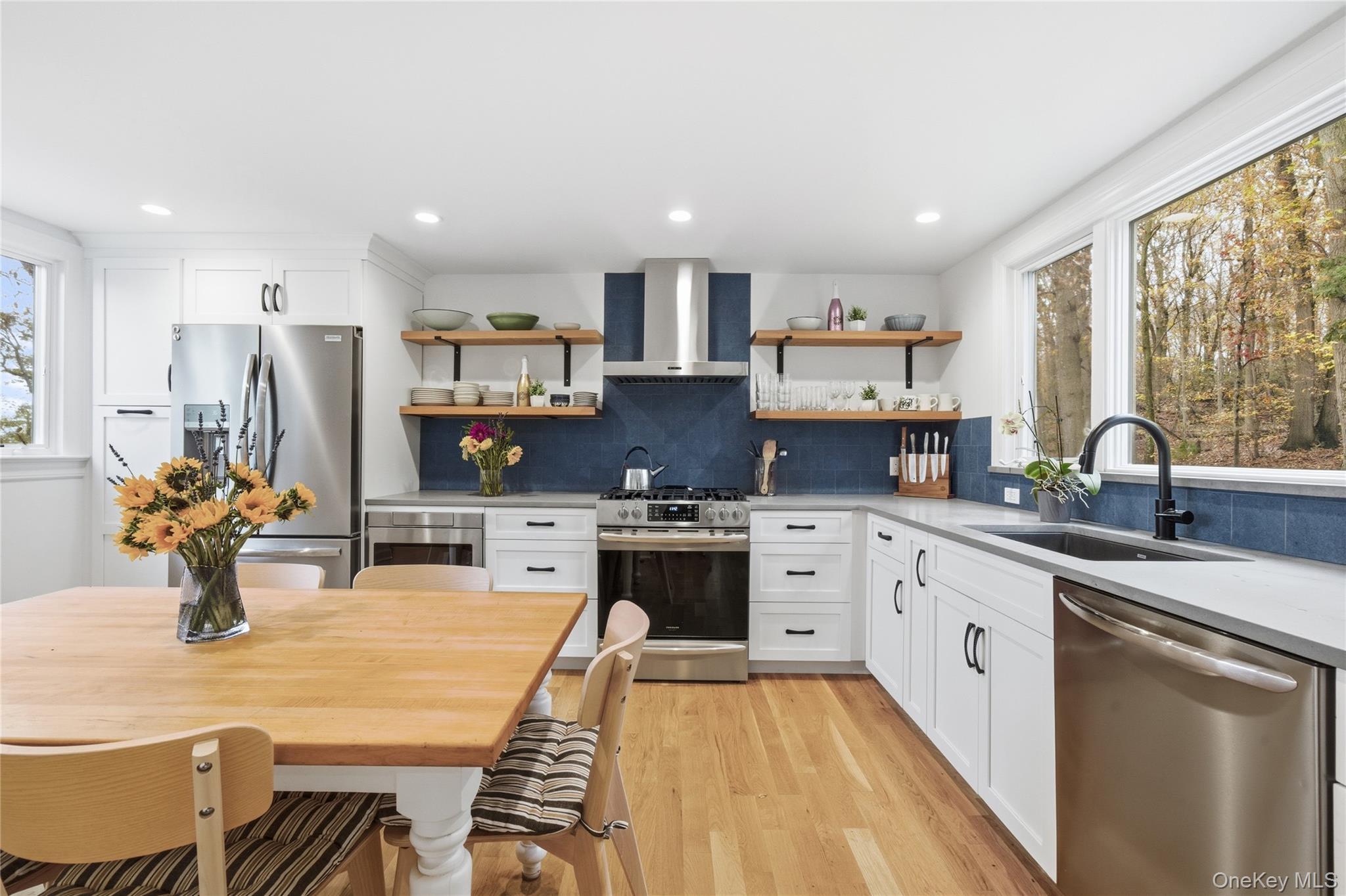 7 School Street, Bayville, NY 11709